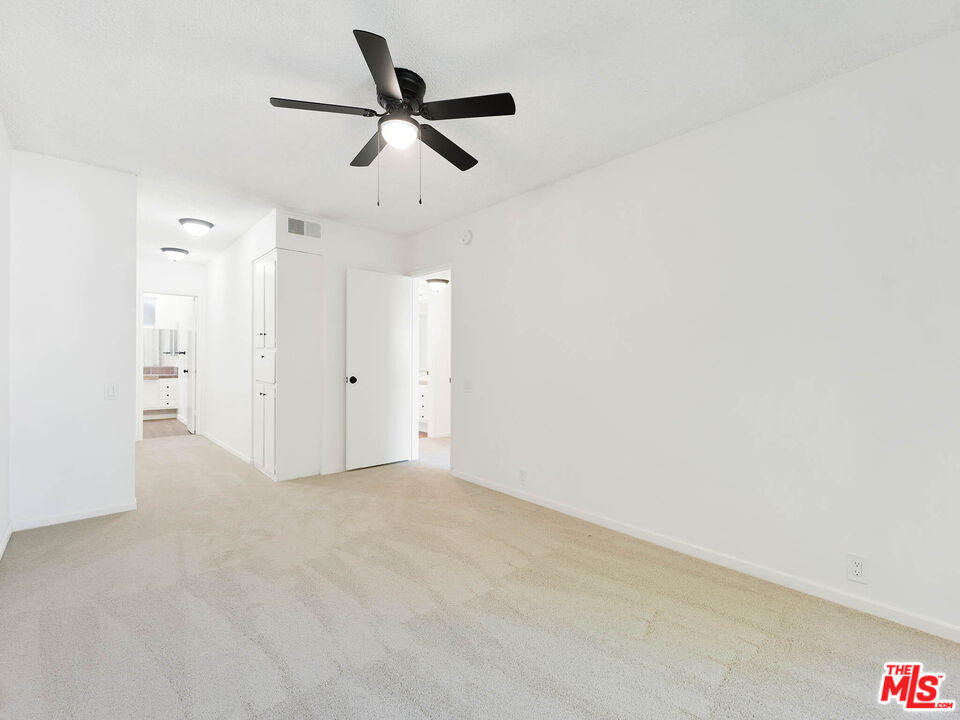 3166 S Sepulveda Blvd Unit: 22