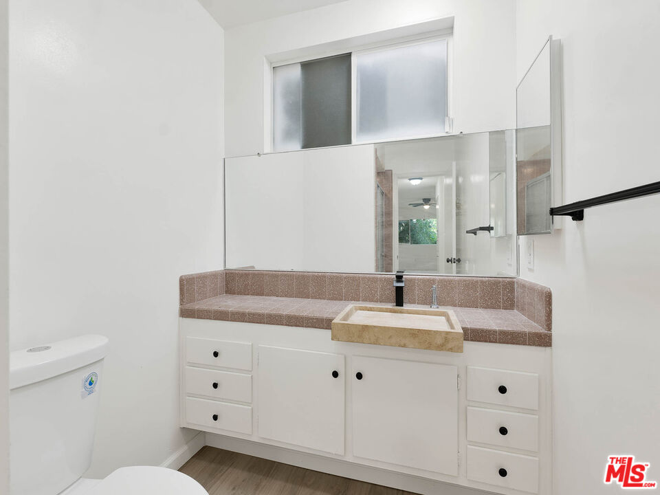 3166 S Sepulveda Blvd Unit: 22