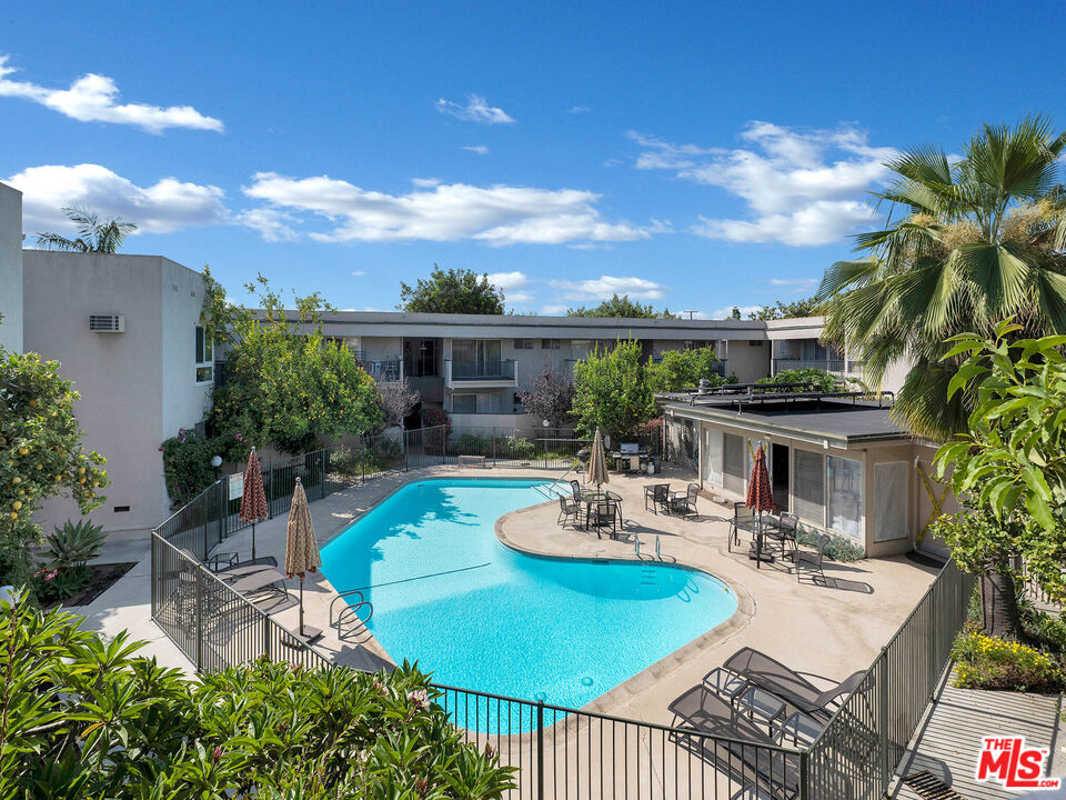 3166 S Sepulveda Blvd Unit: 22