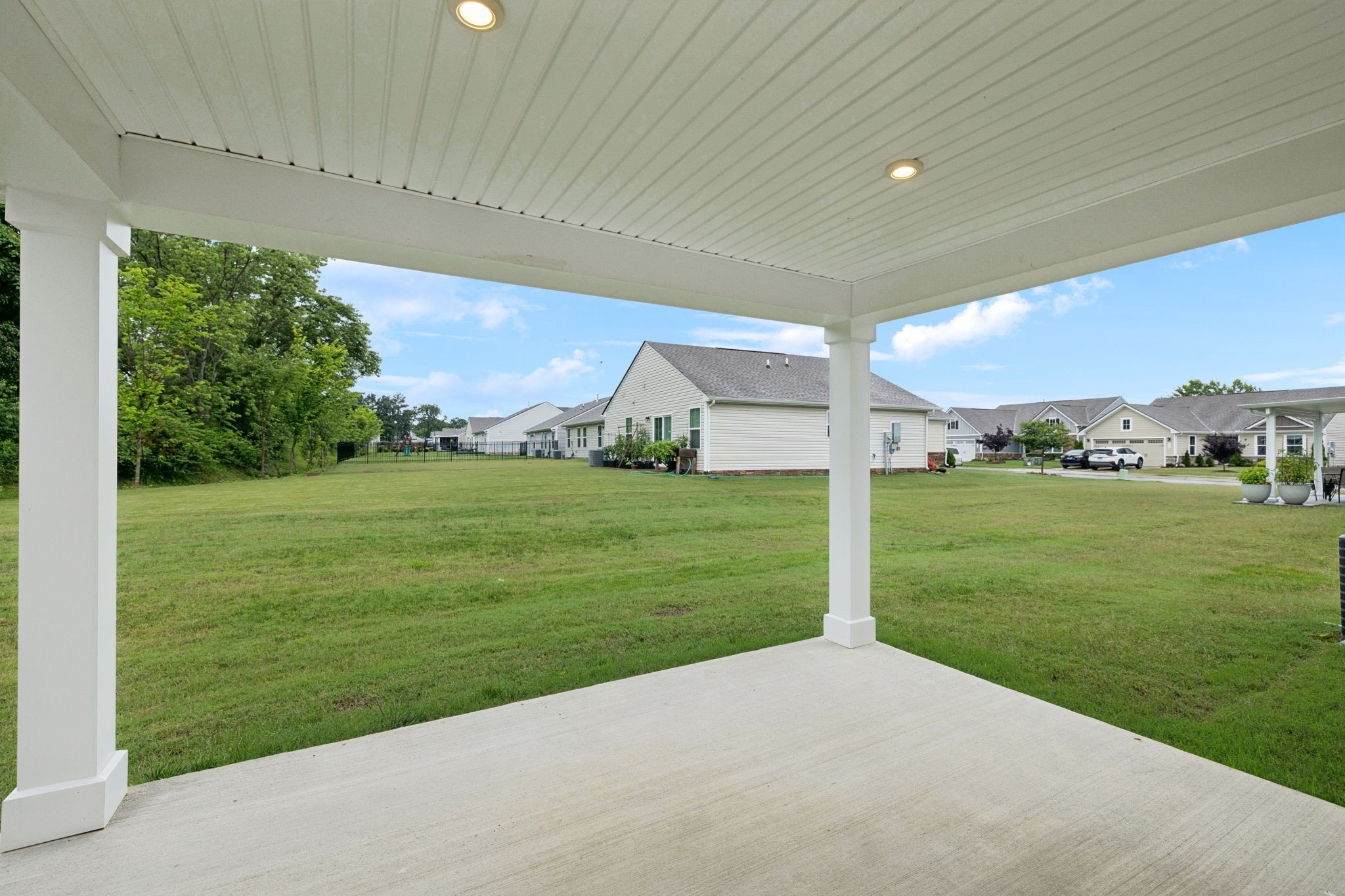 749 Wilkinson Ln