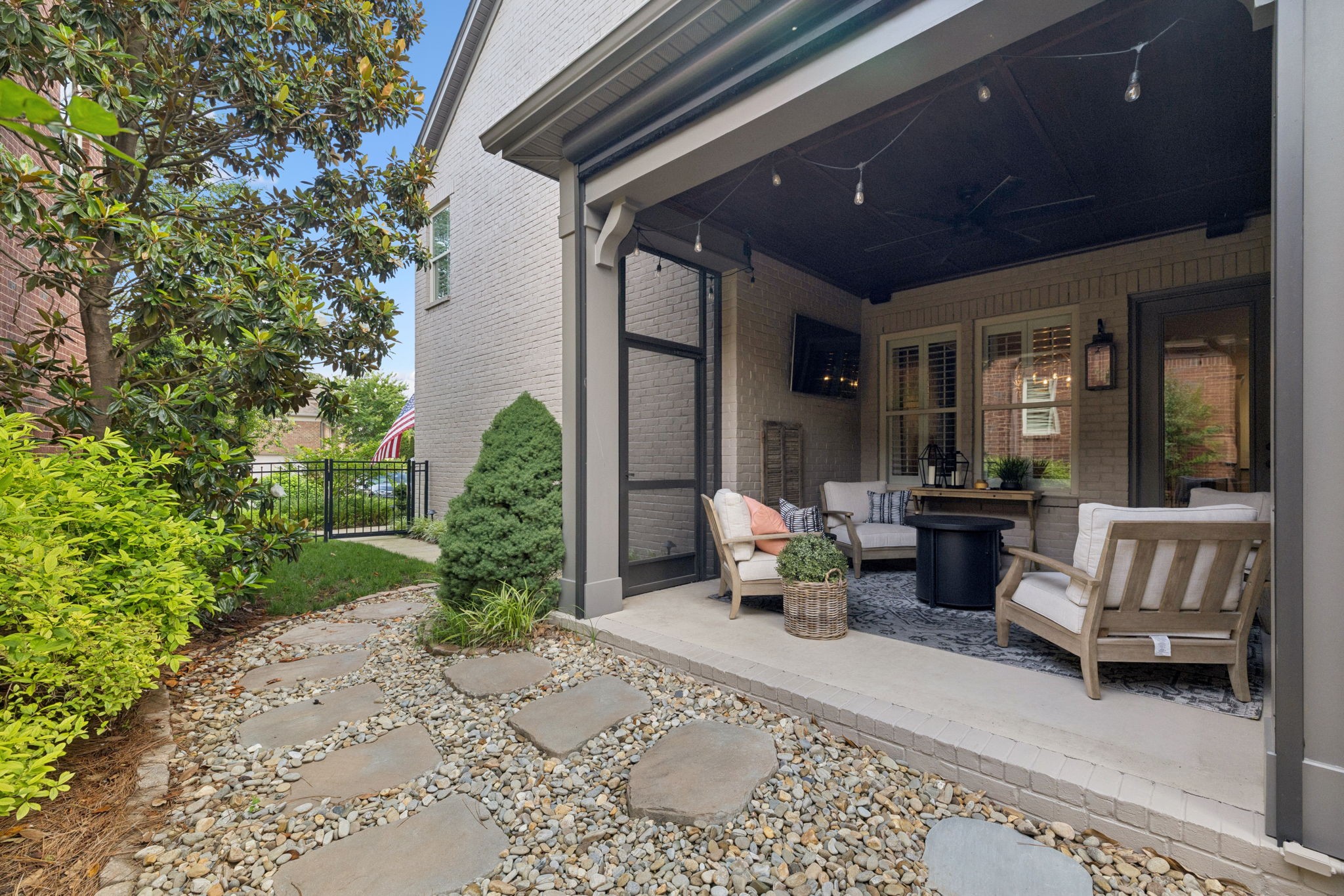 1234 Overton Cir