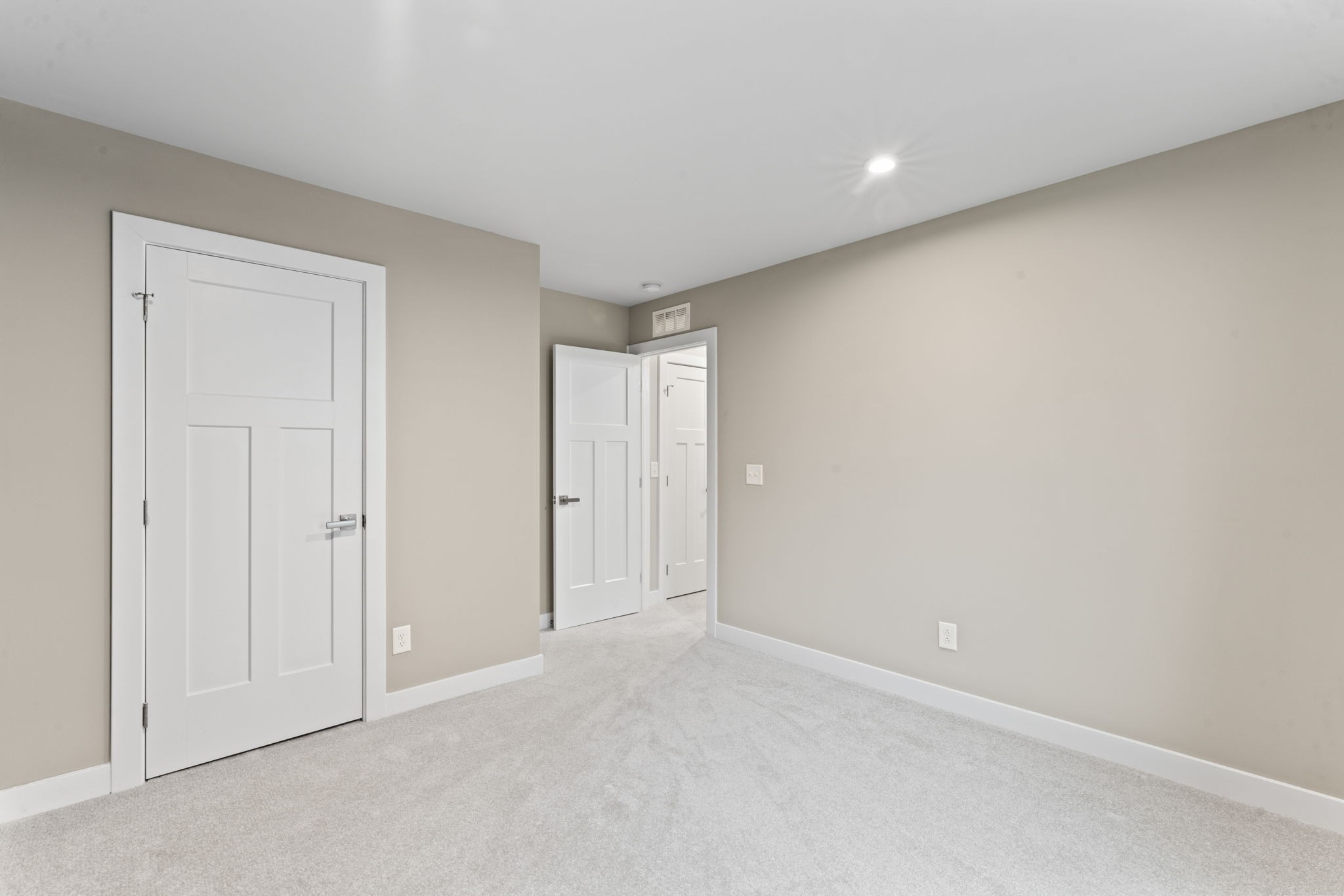 393 Ryan Ave