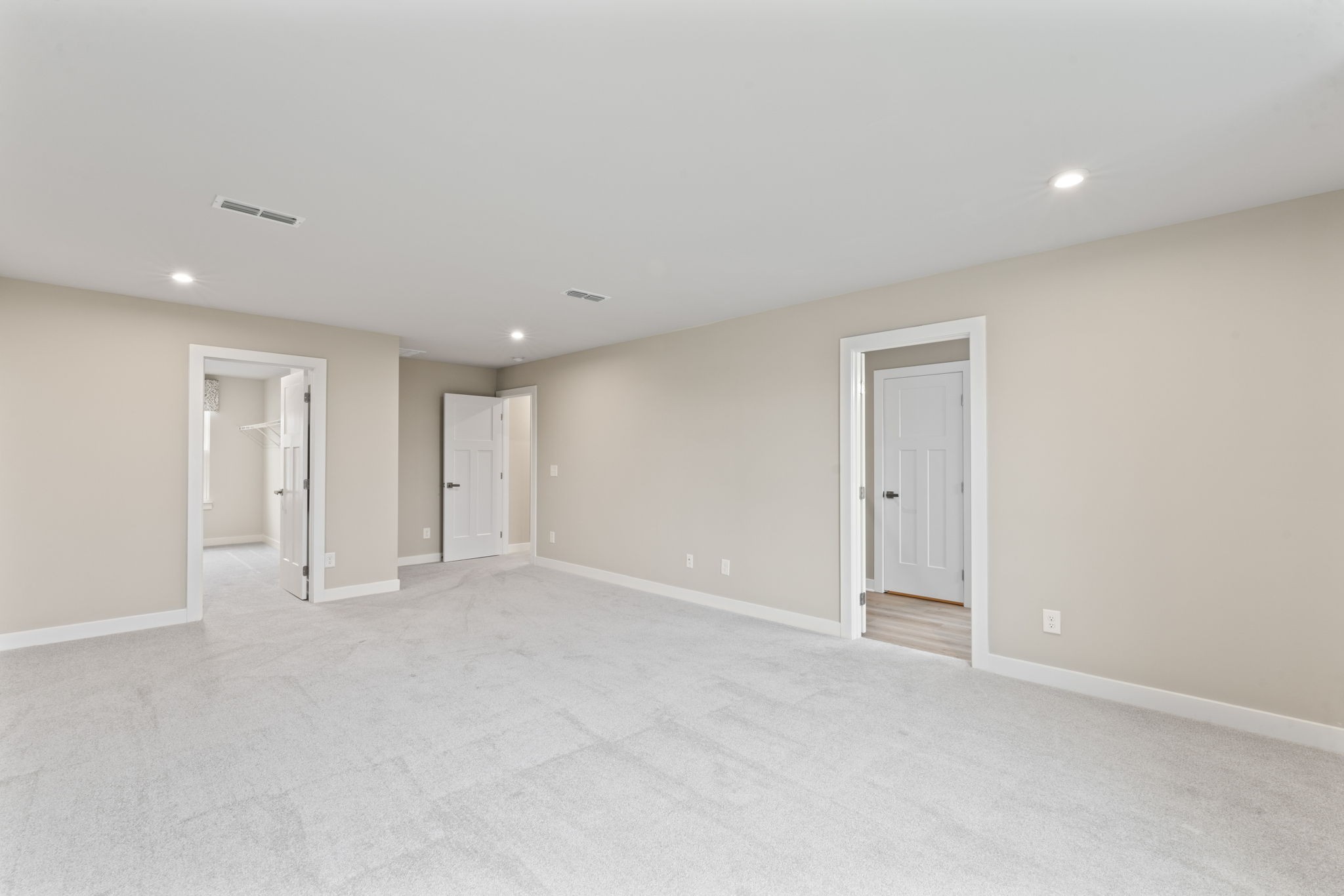 393 Ryan Ave