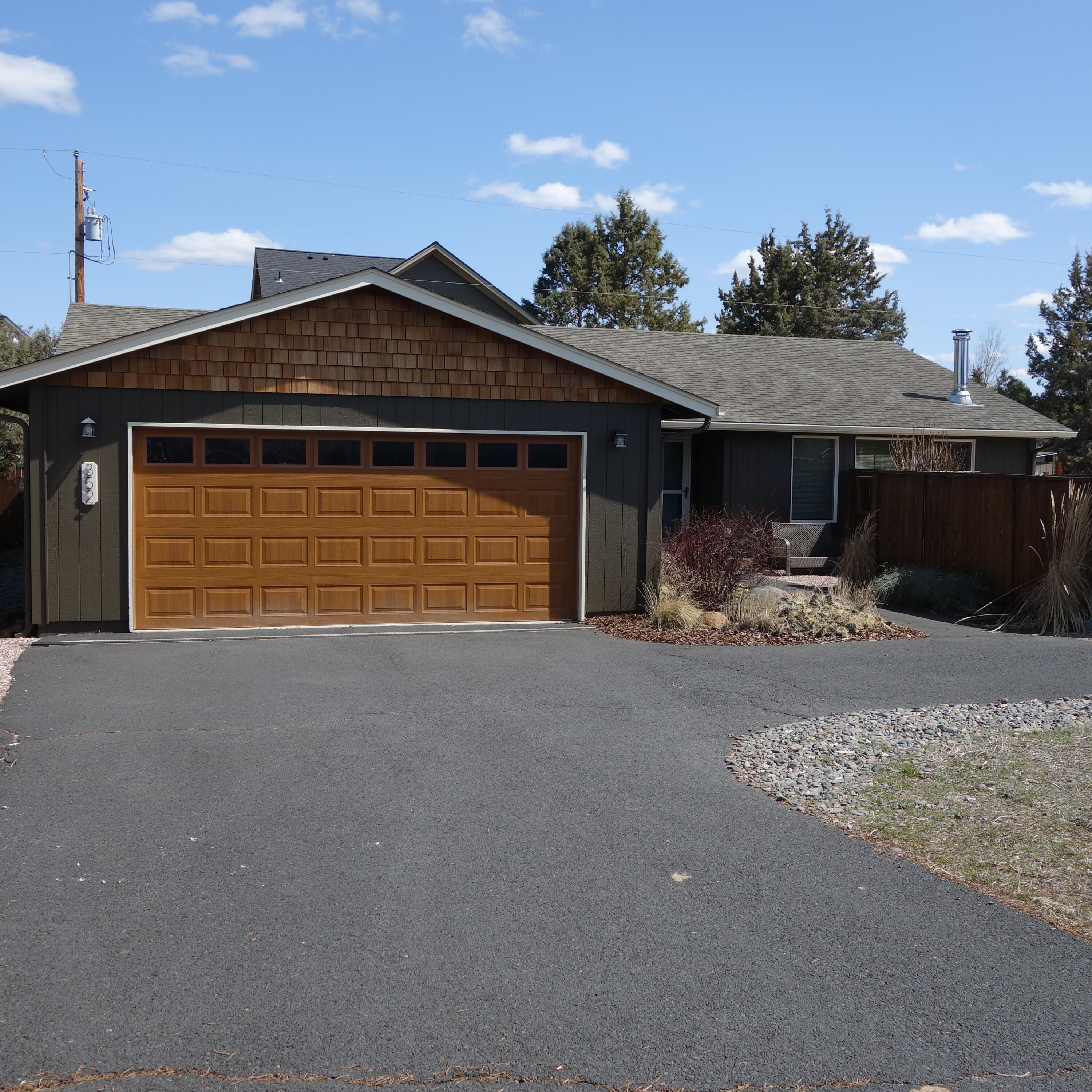 352 N Tamarack Street