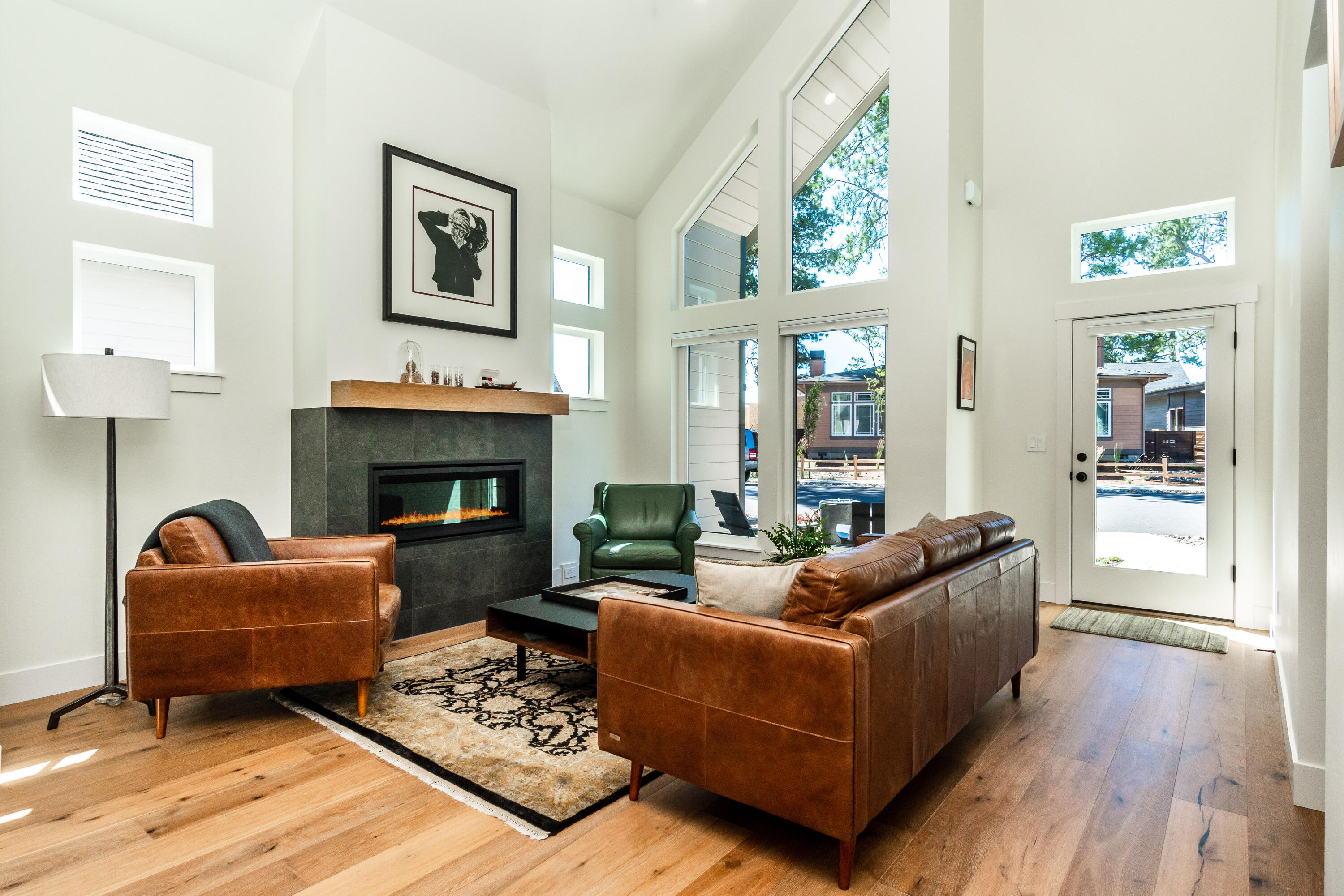 140 W Clearpine Drive