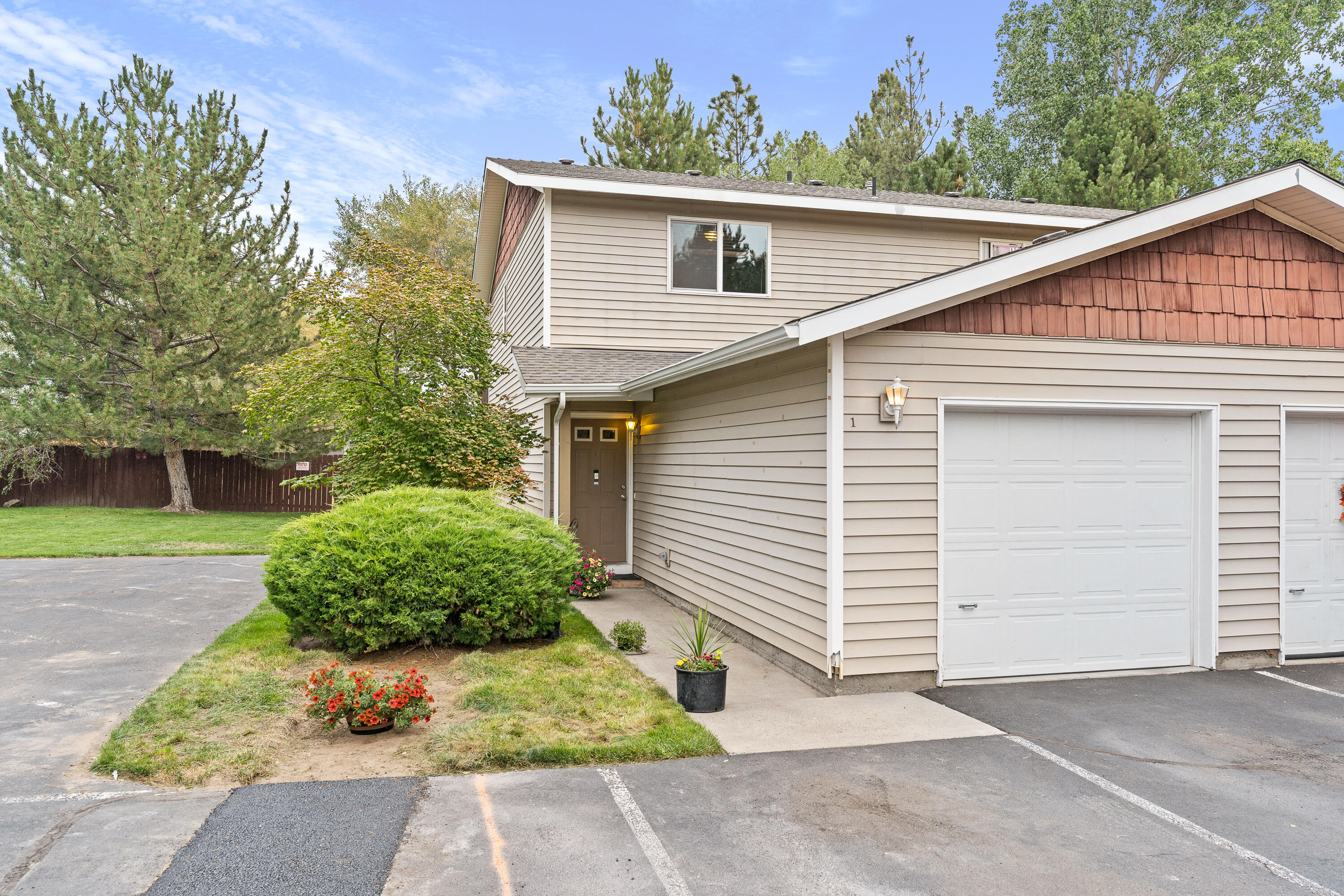 2610 SW 23rd Street Unit: 1