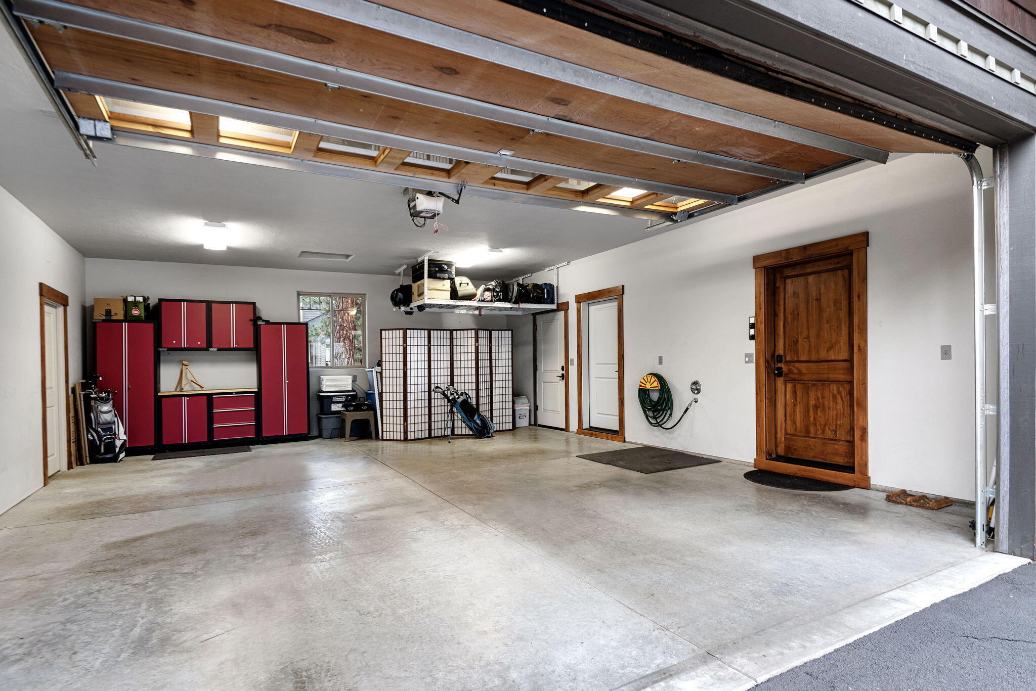 16933 Royal Coachman Drive