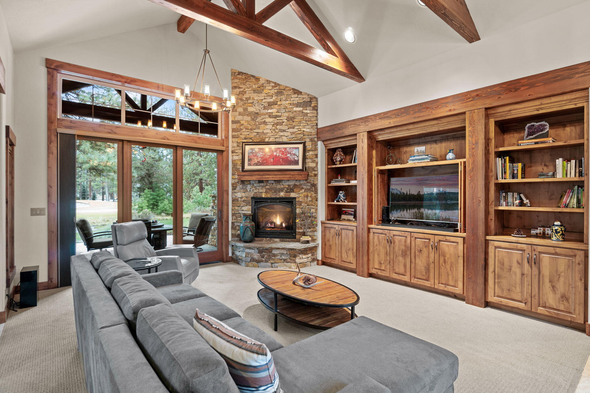 16933 Royal Coachman Drive