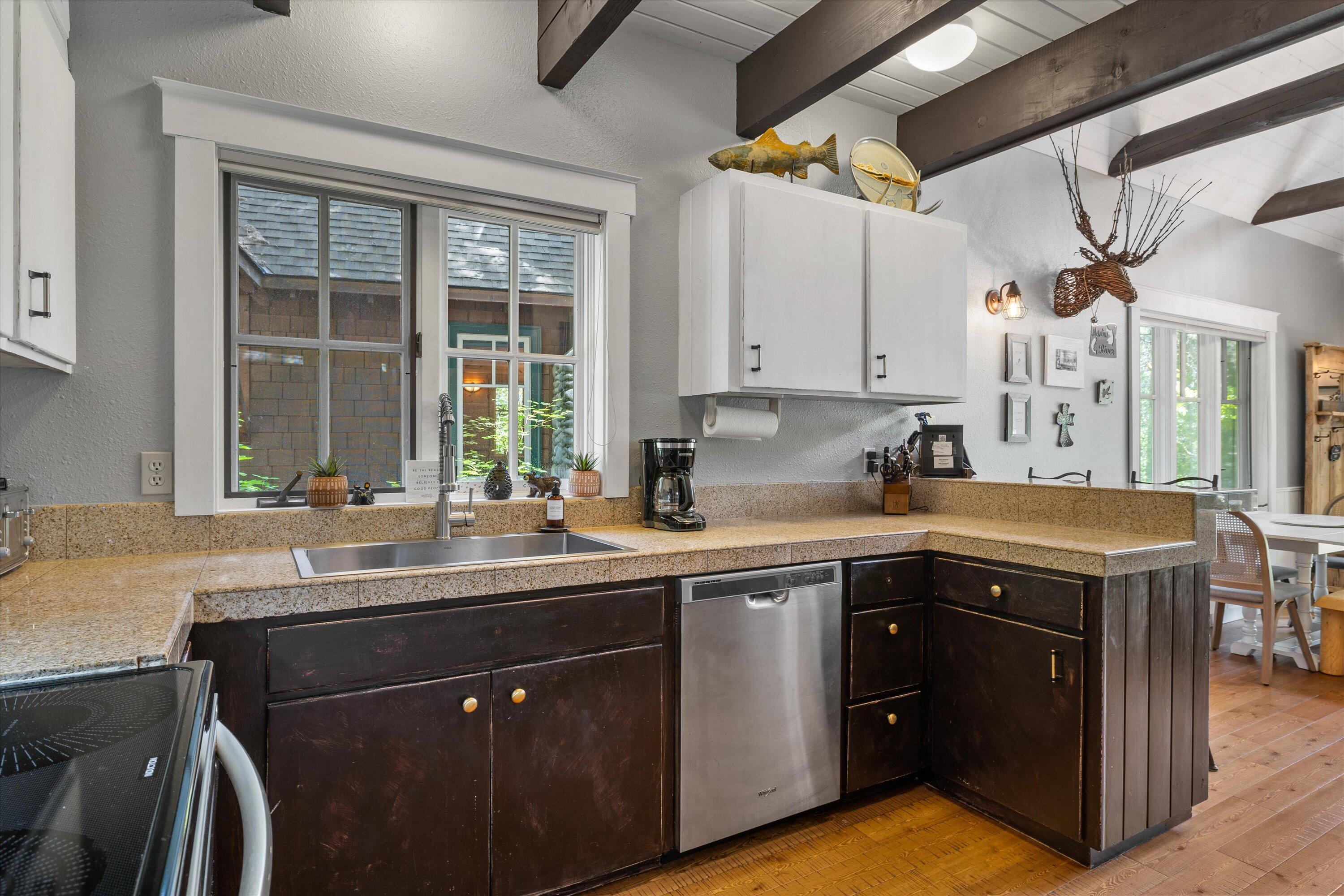 25559 SW Suttle Sherman Road, 5