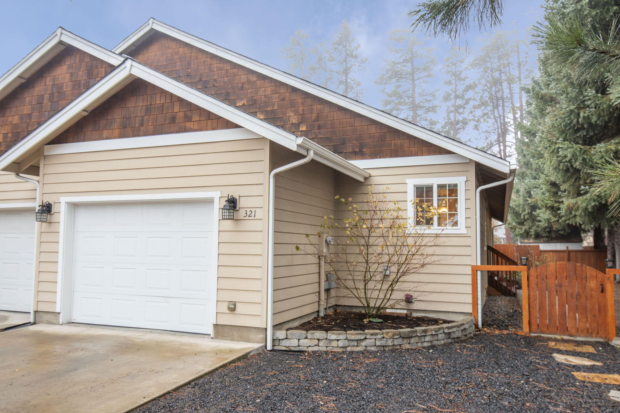 321 N Maple Lane
