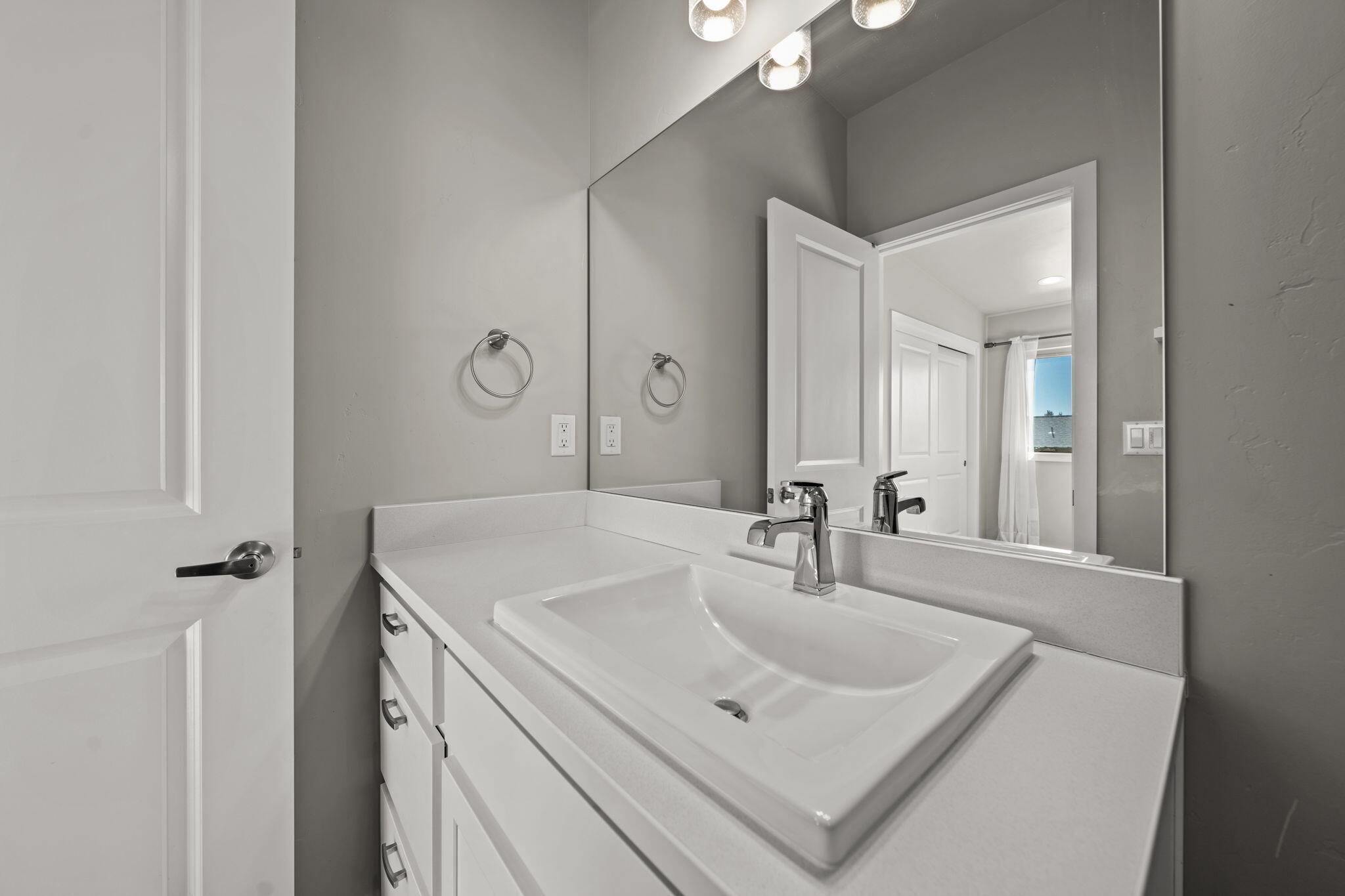 3618 SW Badger Avenue