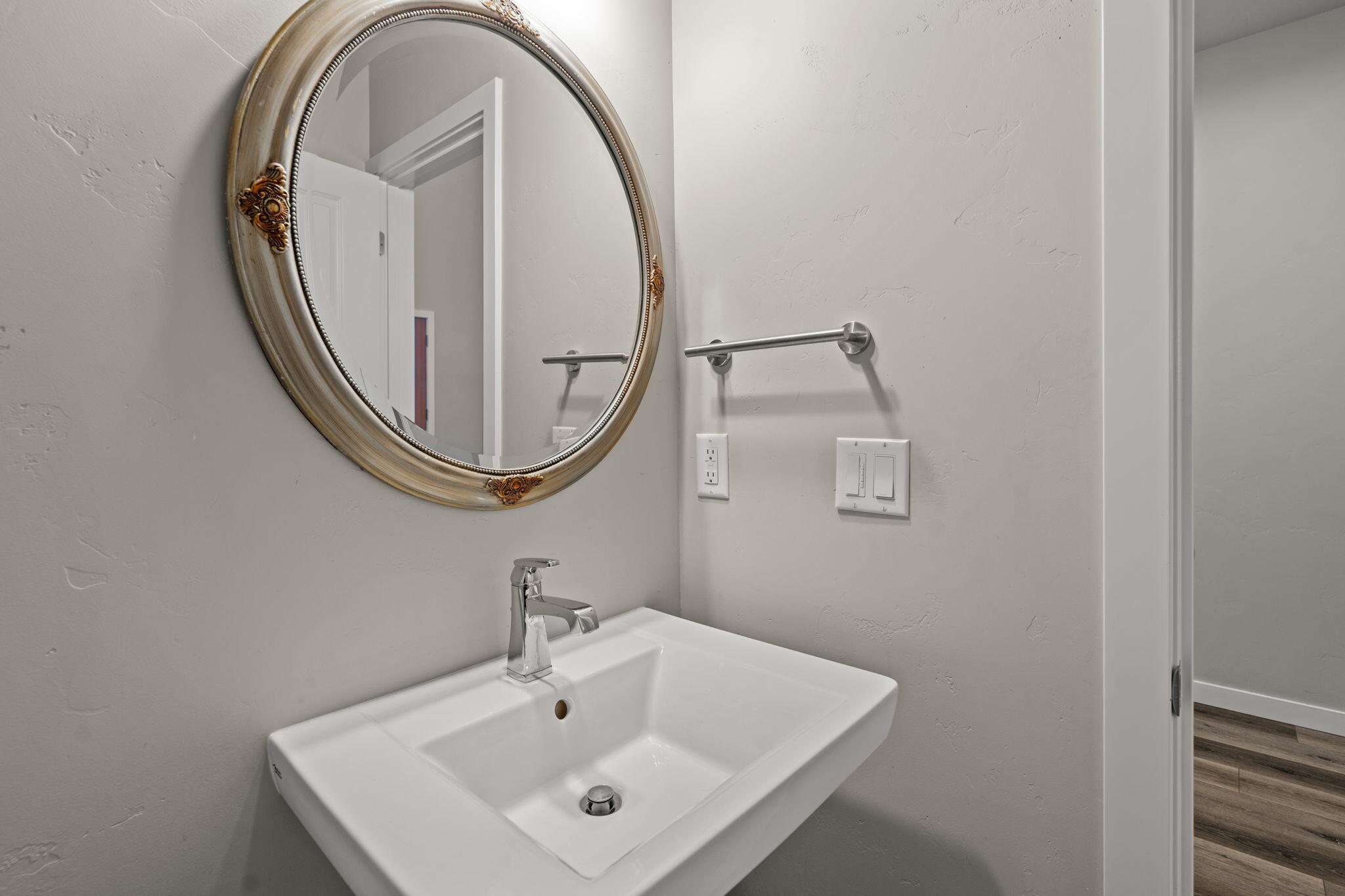 3618 SW Badger Avenue