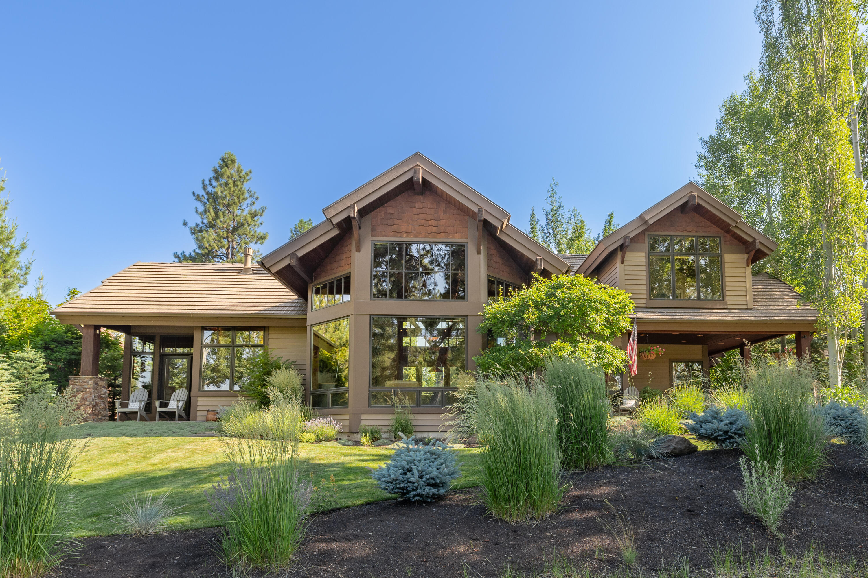 19448 Green Lakes Loop