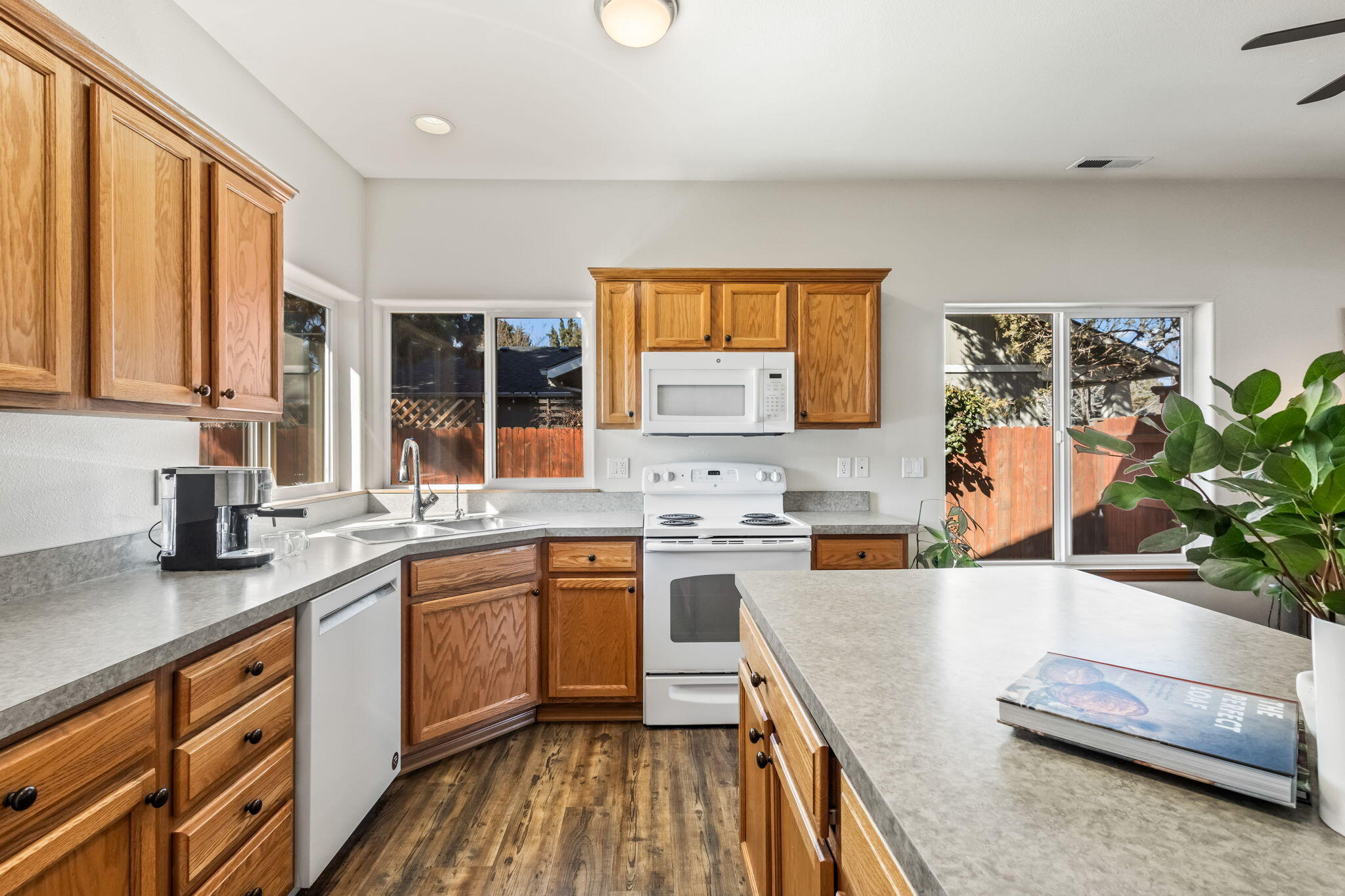 20639 Wild Rose Lane
