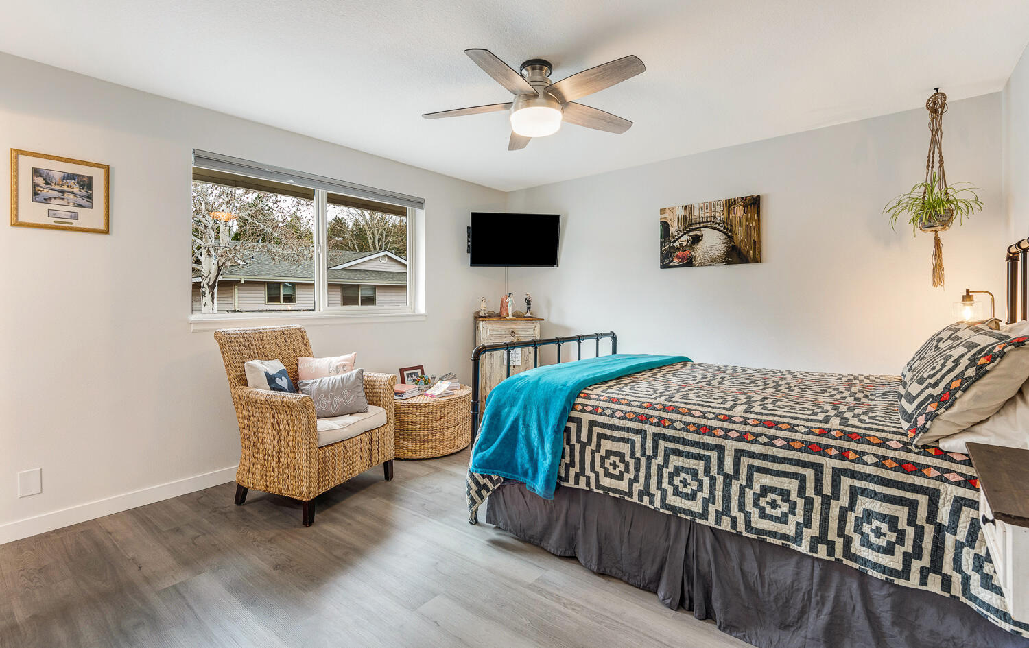 1801 NE Purcell Boulevard Unit: APT 18