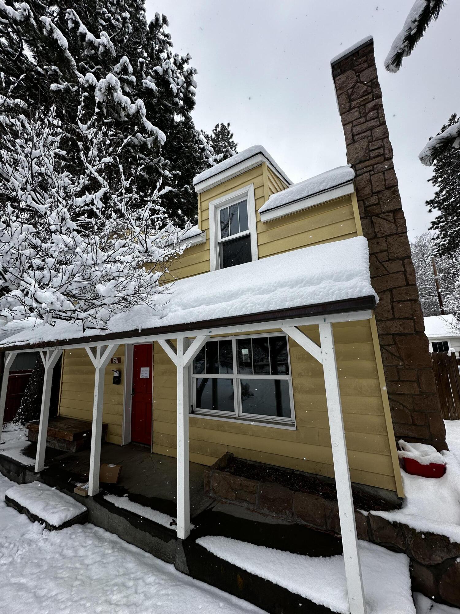 1311 NW Milwaukee Avenue