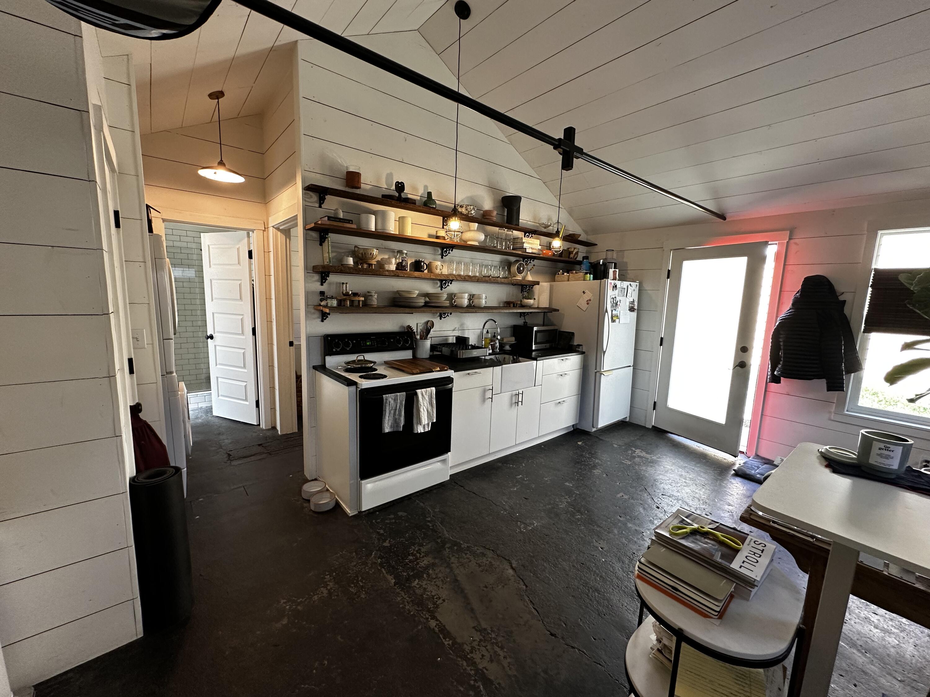 1311 NW Milwaukee Avenue