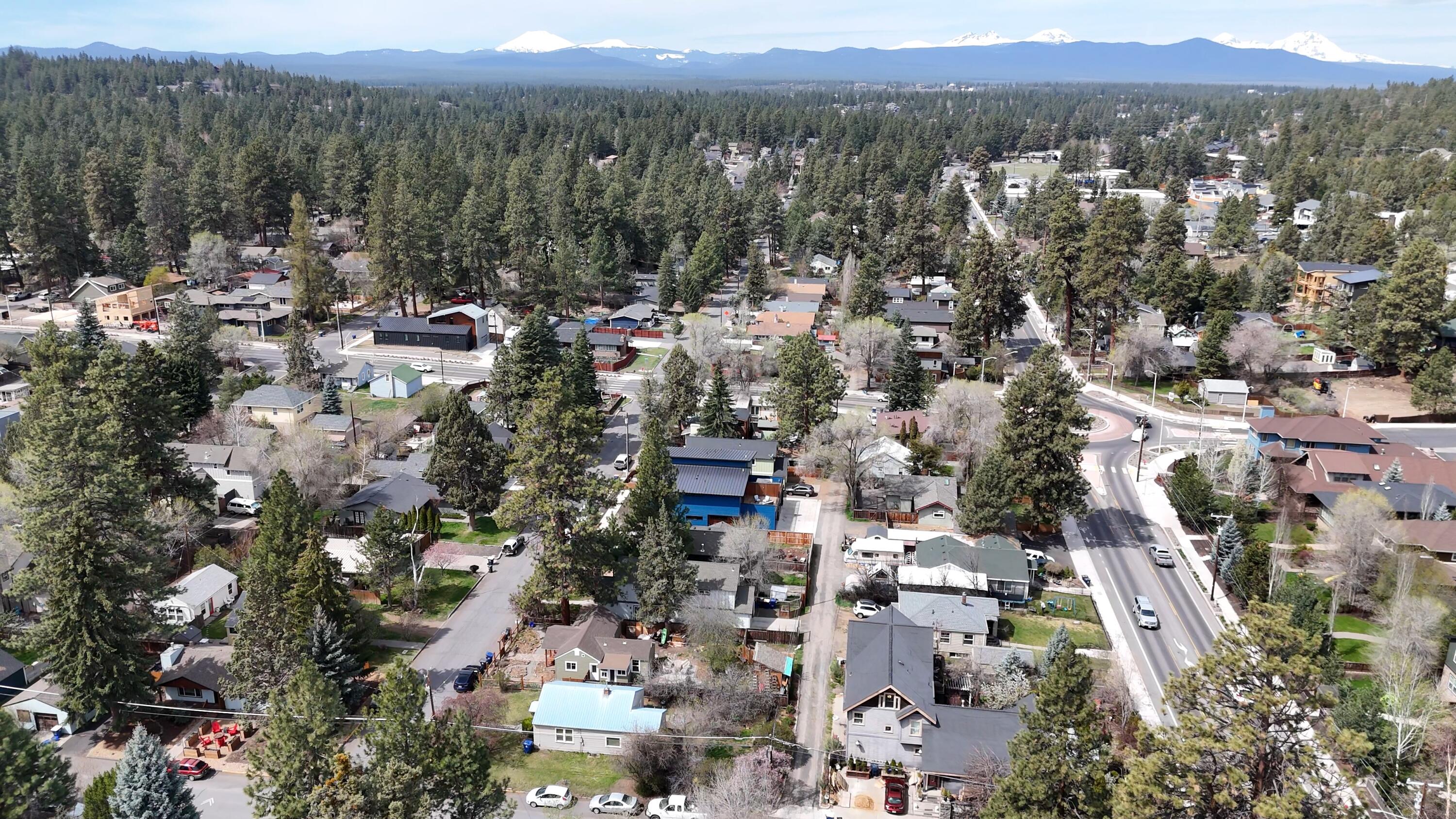 1311 NW Milwaukee Avenue