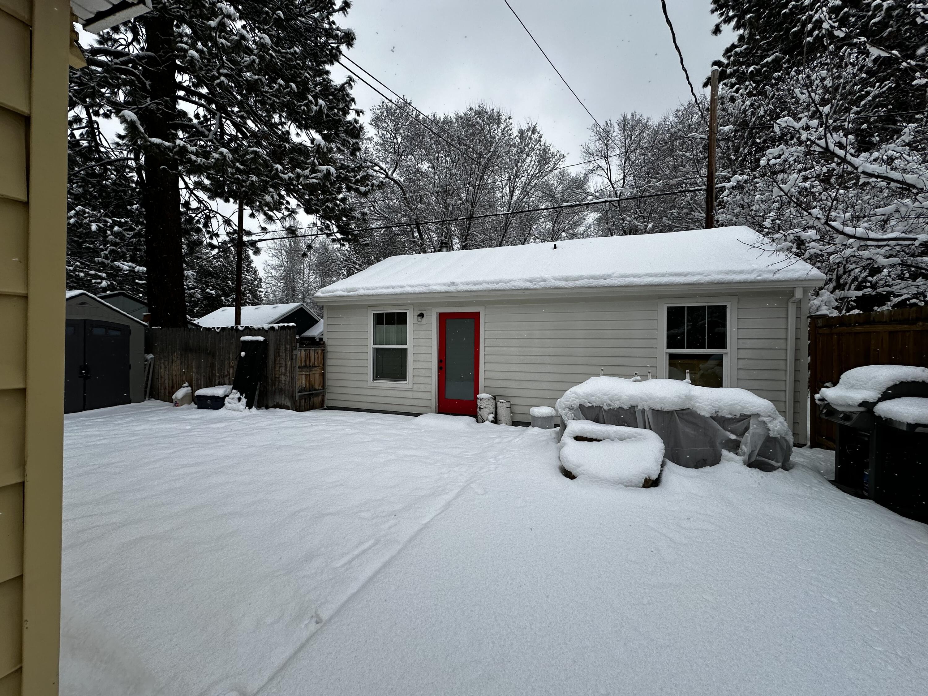 1311 NW Milwaukee Avenue