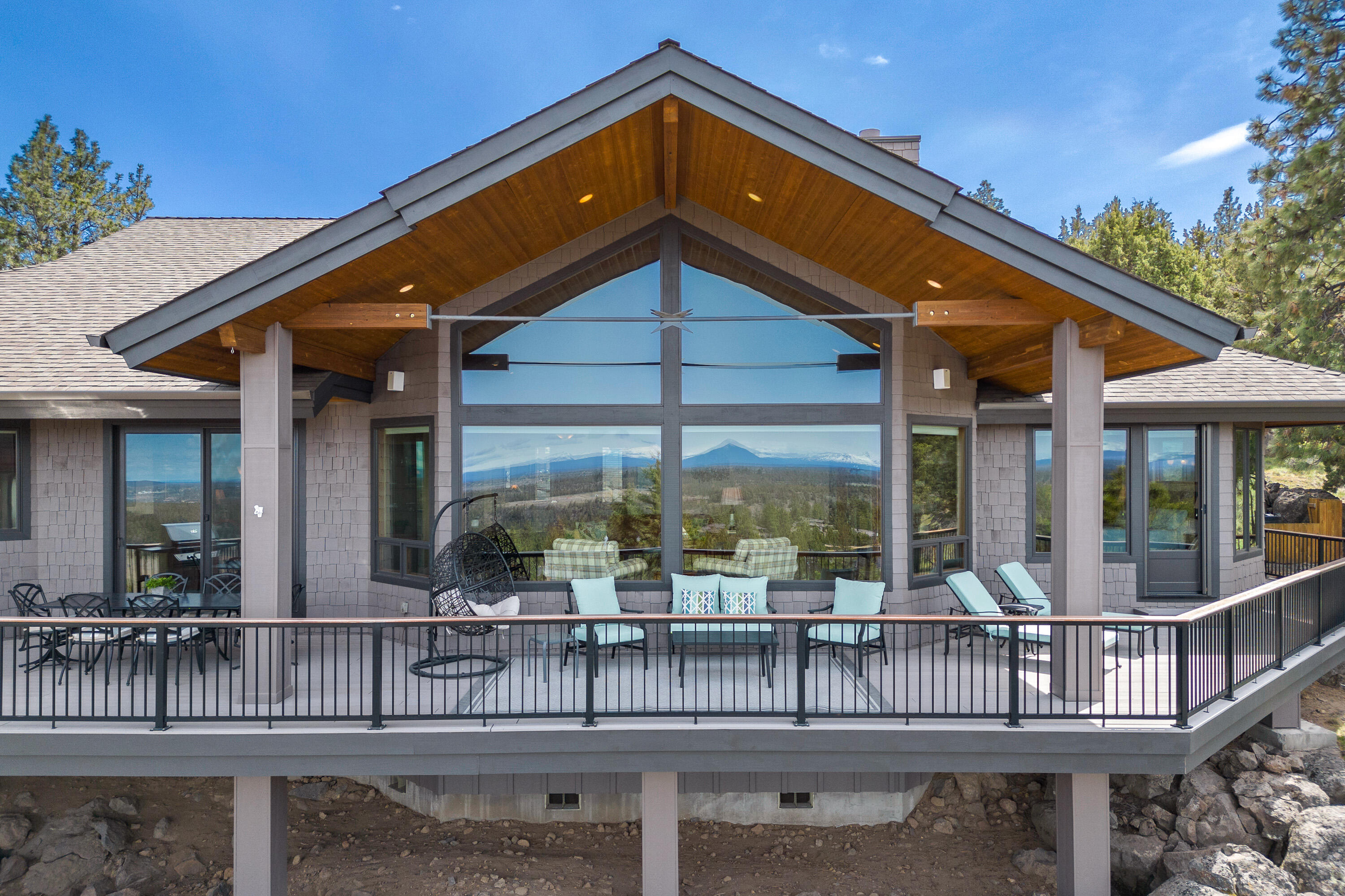 1265 NW Archie Briggs Road