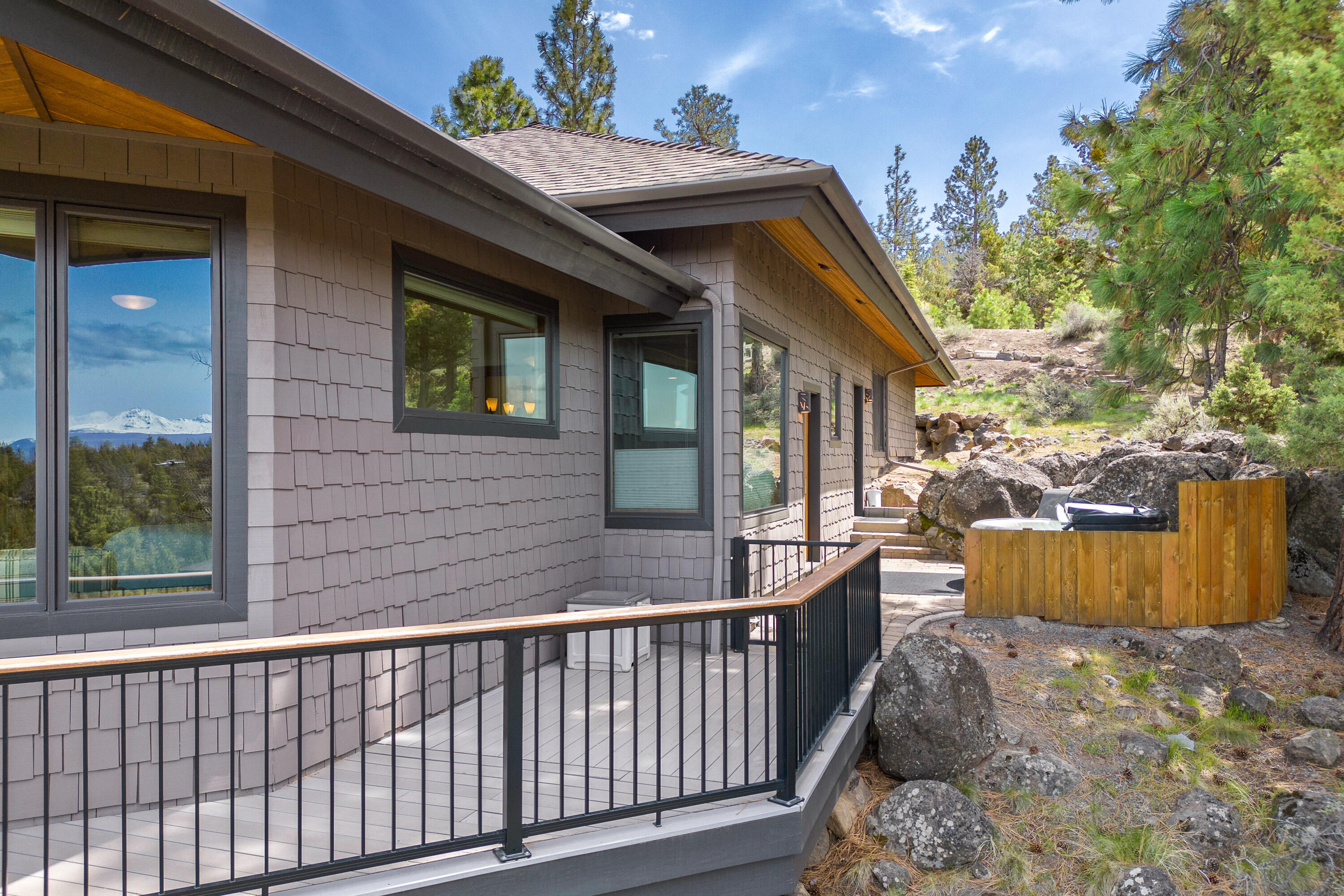 1265 NW Archie Briggs Road