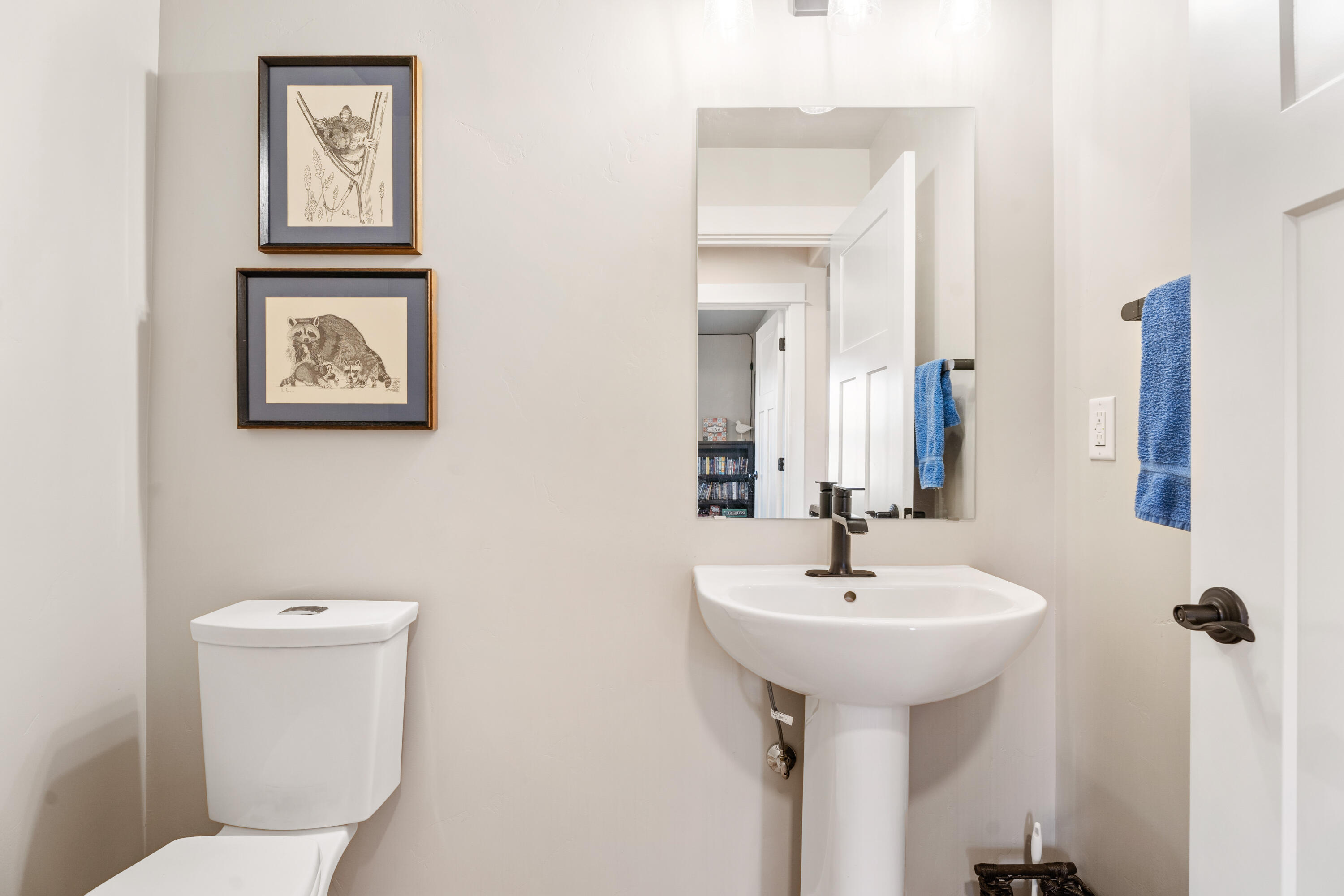 17901 SW Mount Hood Drive