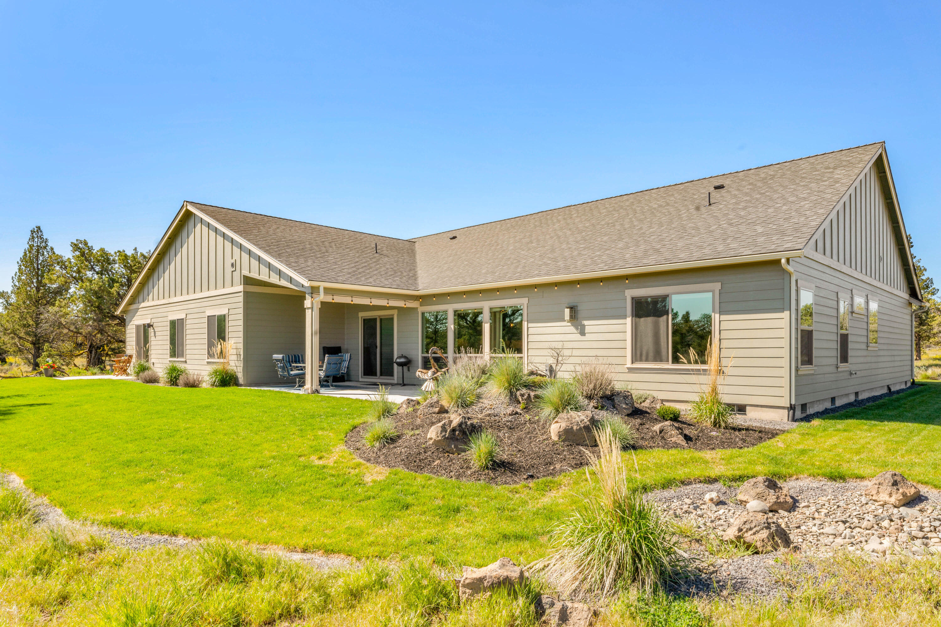 17901 SW Mount Hood Drive