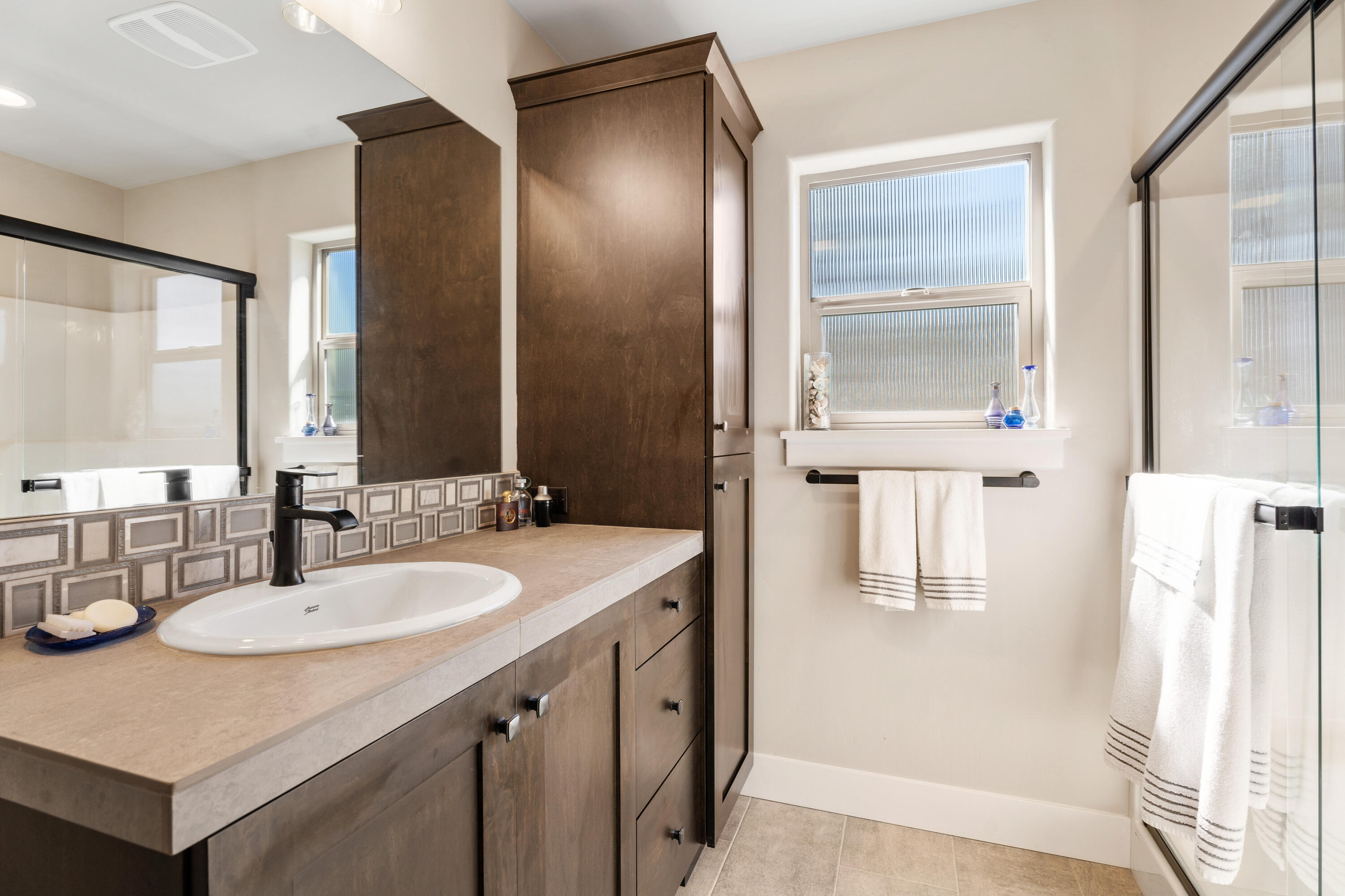 17901 SW Mount Hood Drive