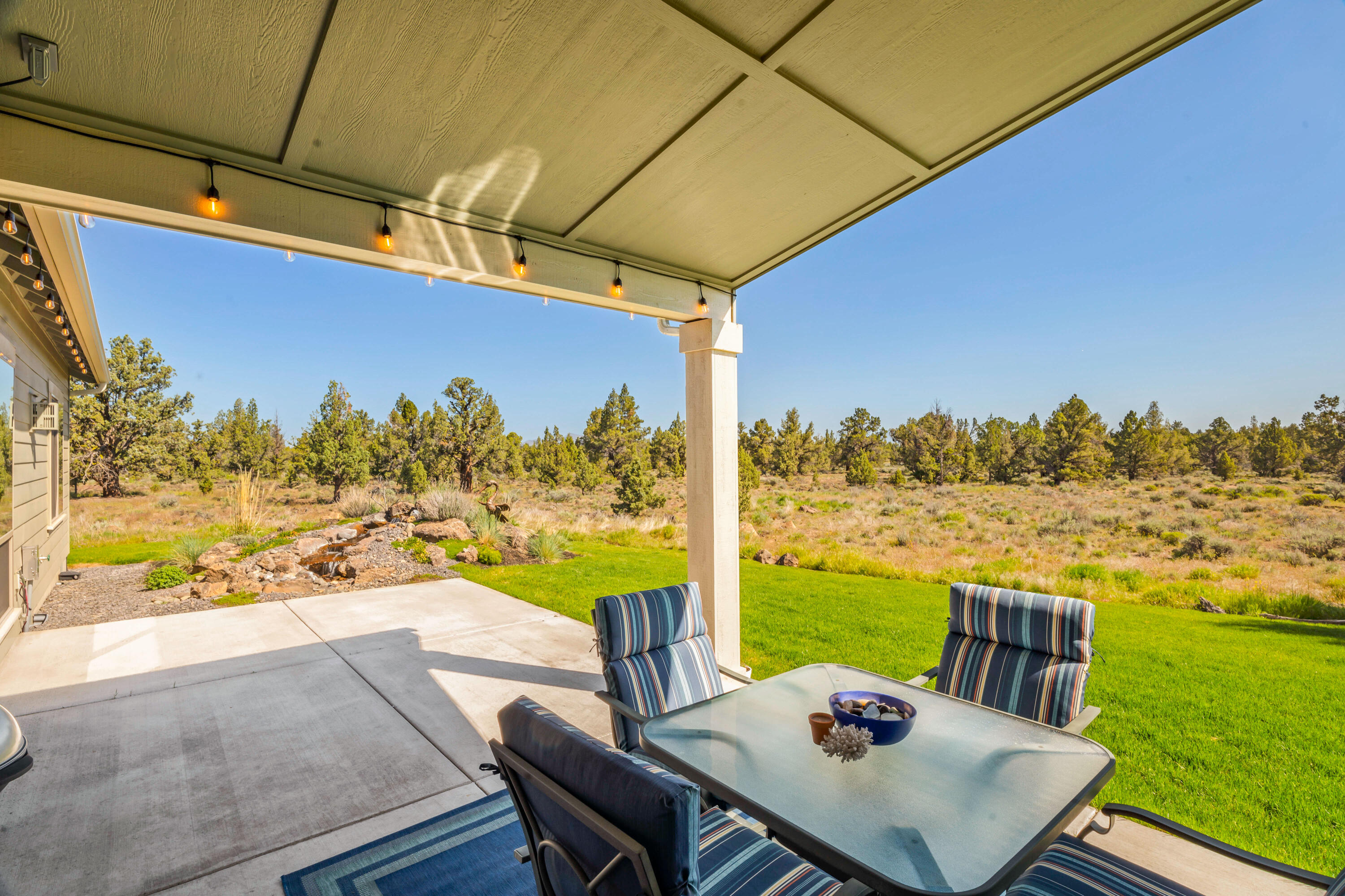 17901 SW Mount Hood Drive