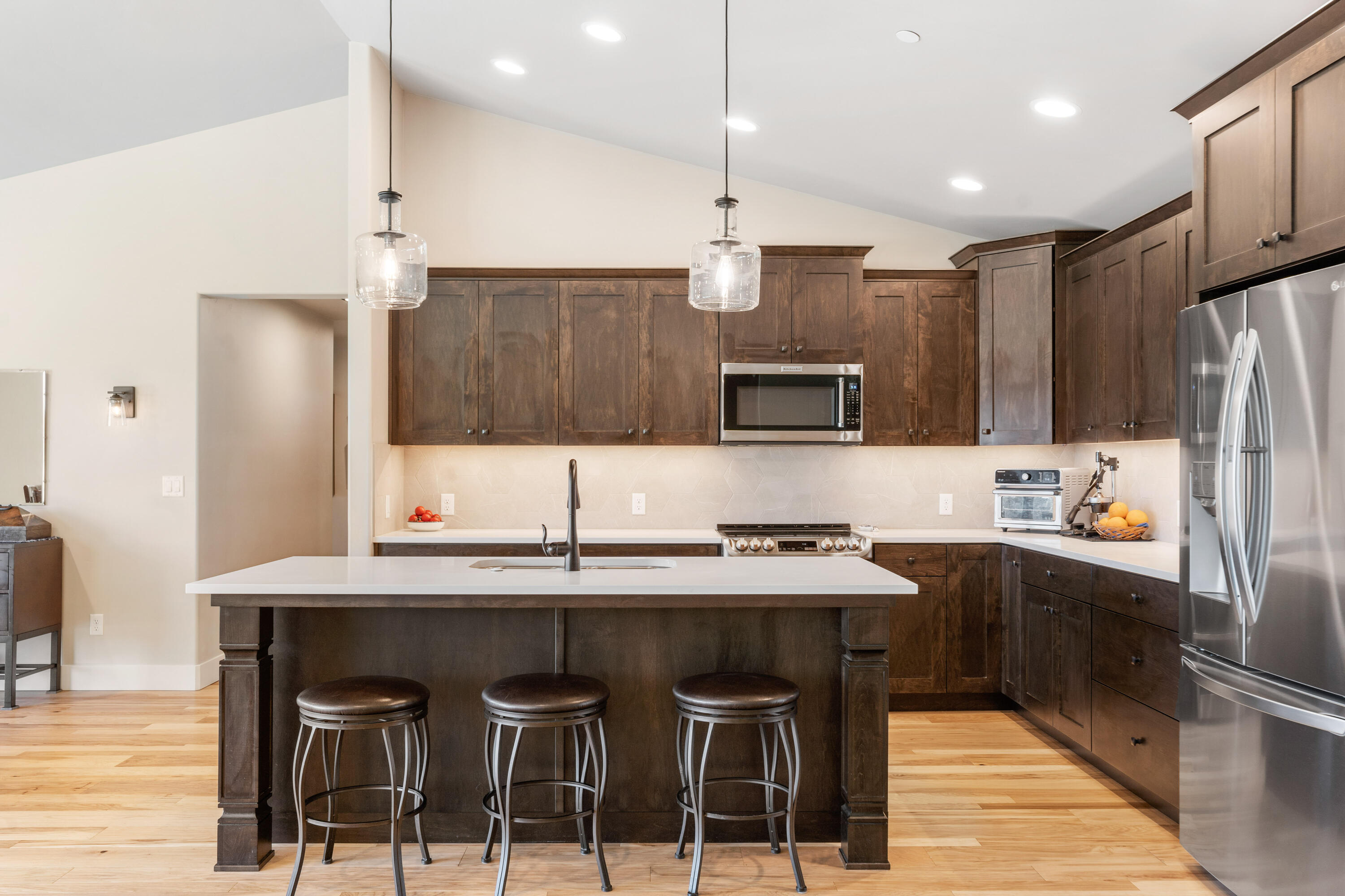 17901 SW Mount Hood Drive