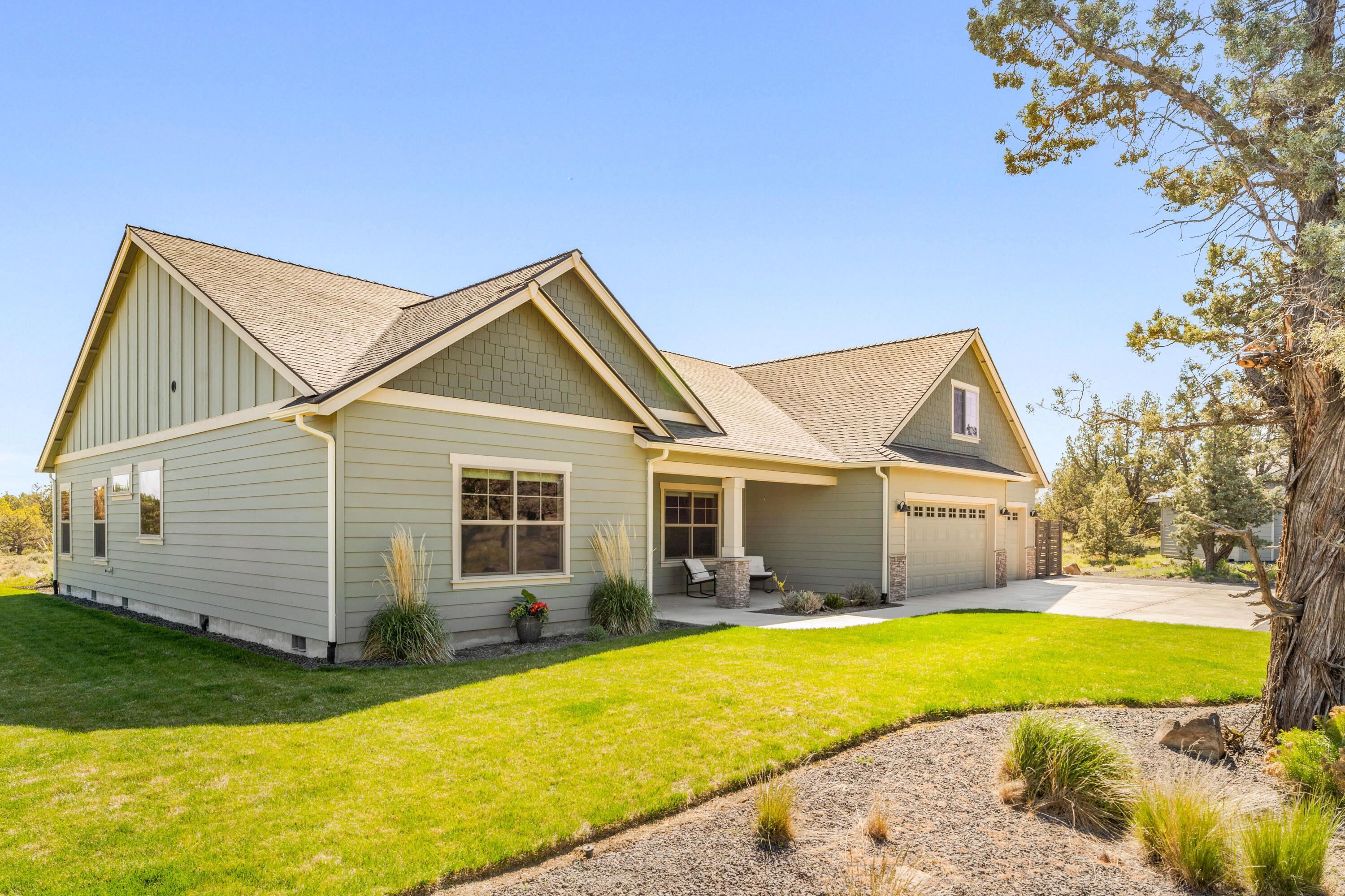 17901 SW Mount Hood Drive