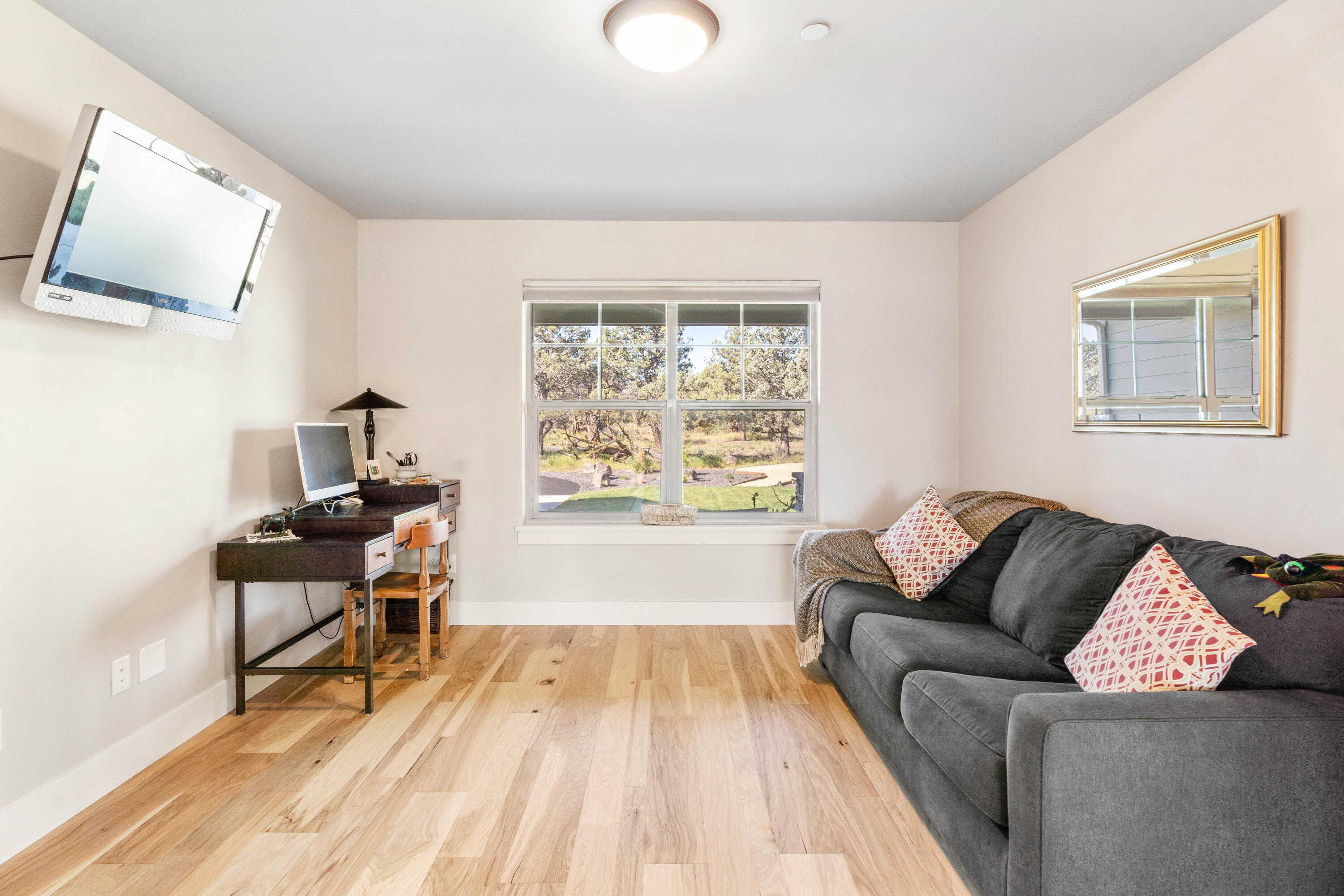 17901 SW Mount Hood Drive