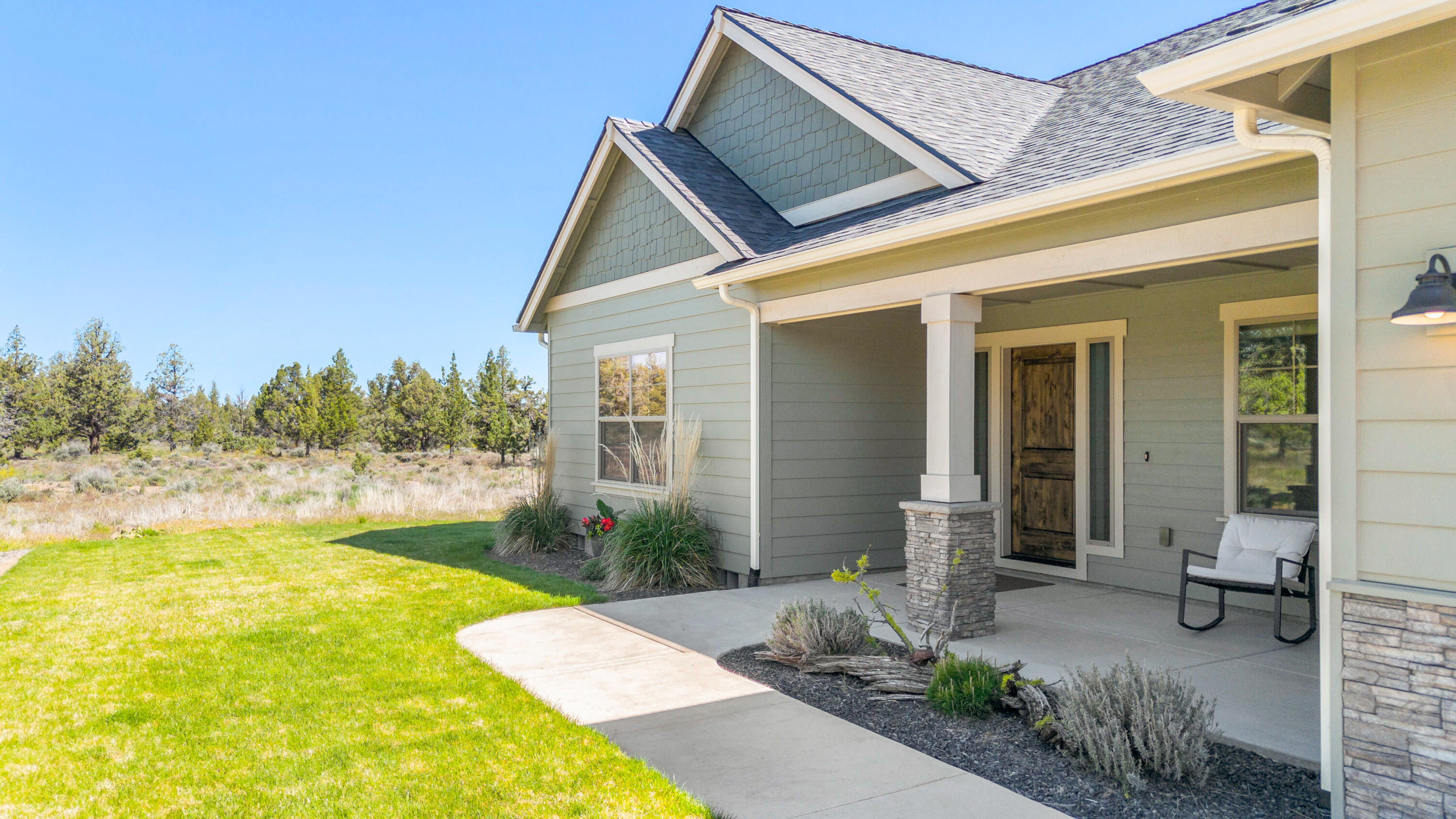 17901 SW Mount Hood Drive