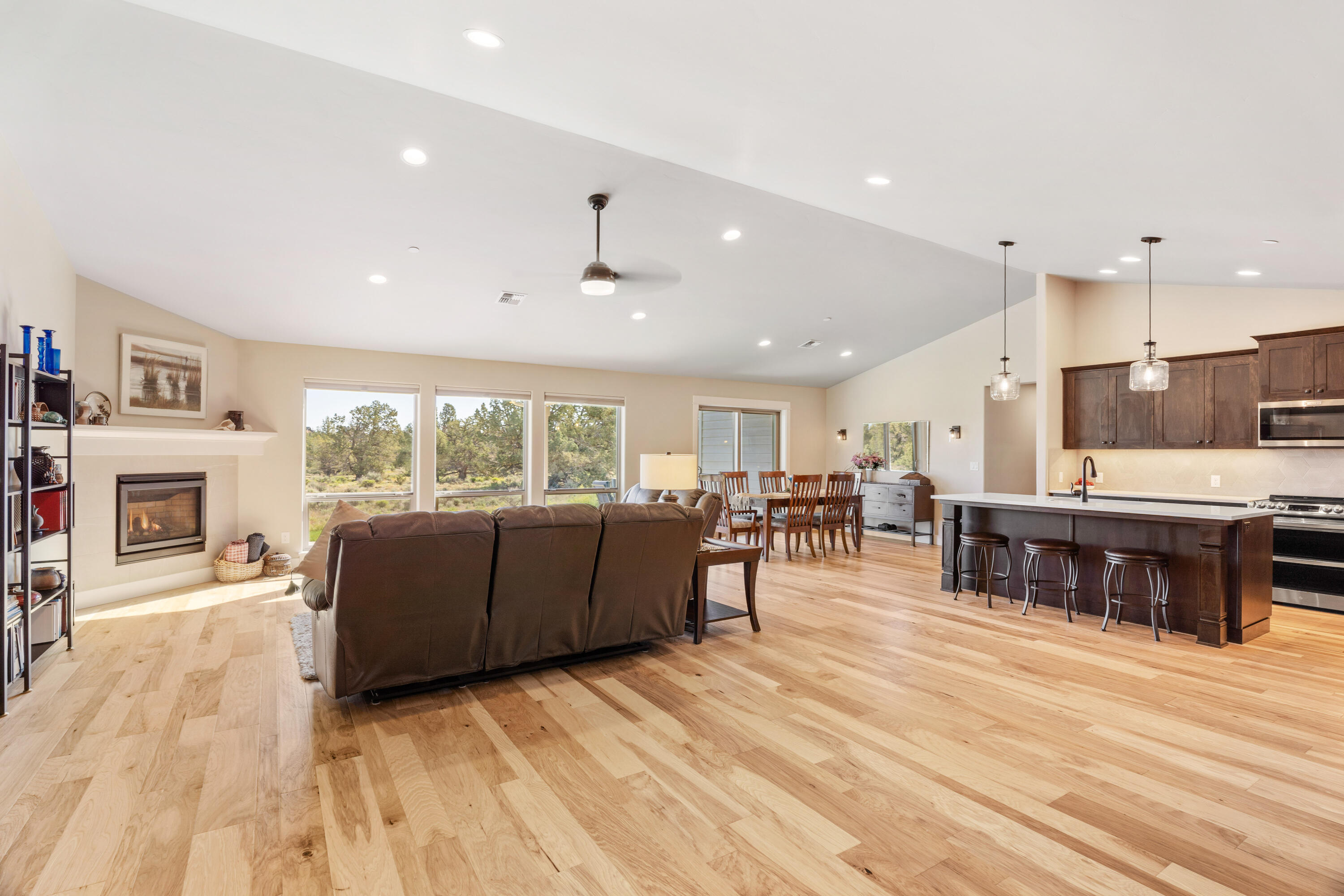 17901 SW Mount Hood Drive