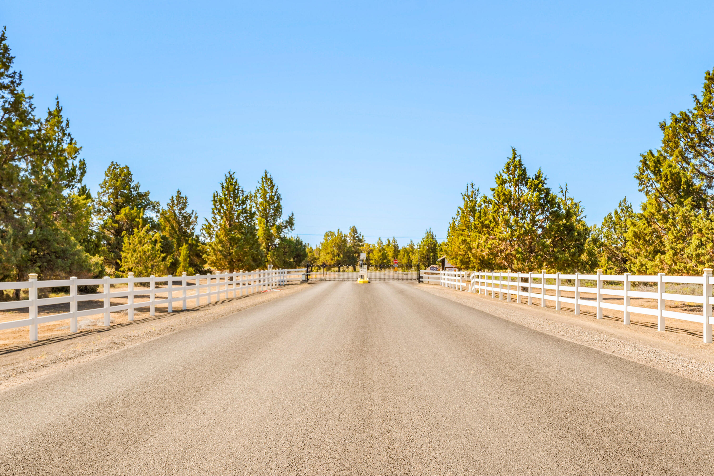 17901 SW Mount Hood Drive