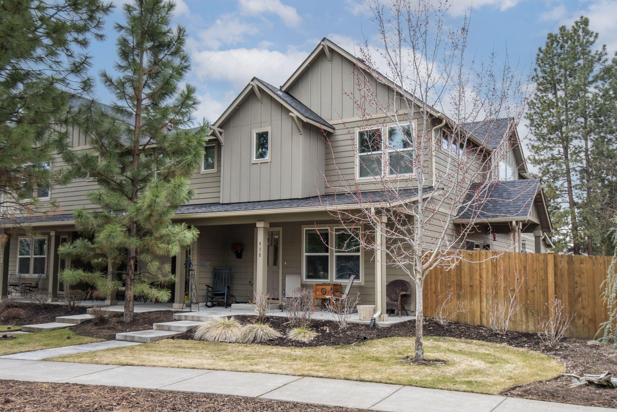930 N Hindeman Street