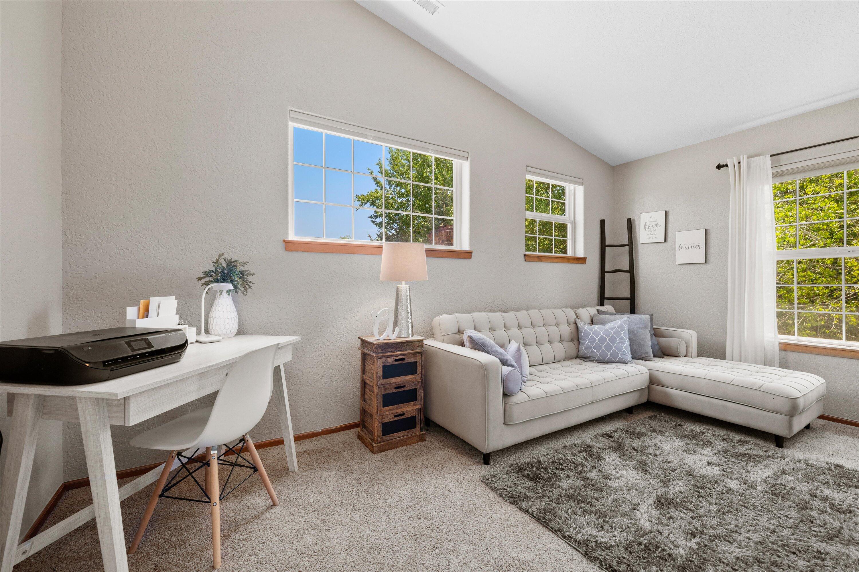 61195 Bonny Bridge
