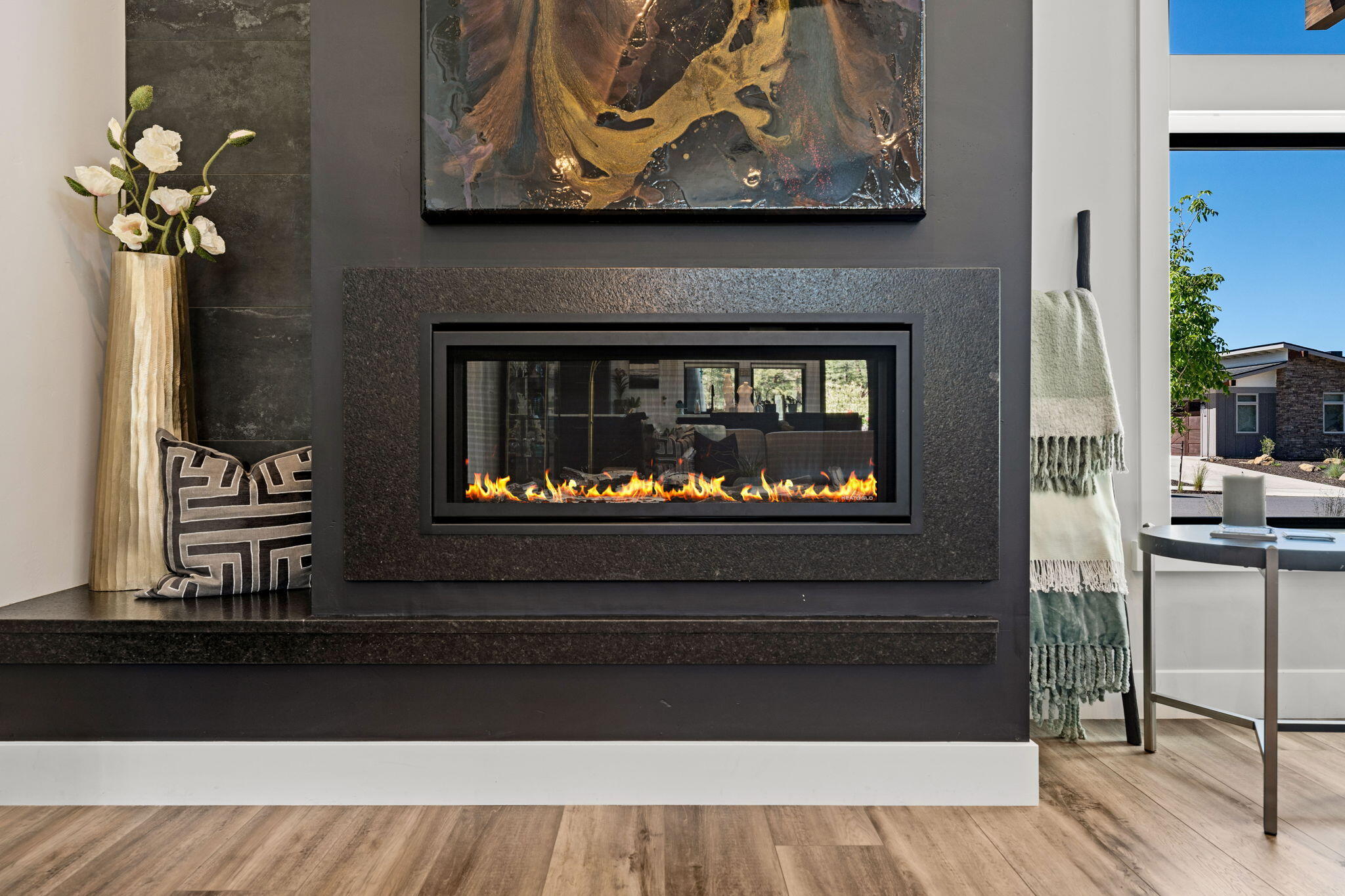 330 E Diamond Peak Avenue