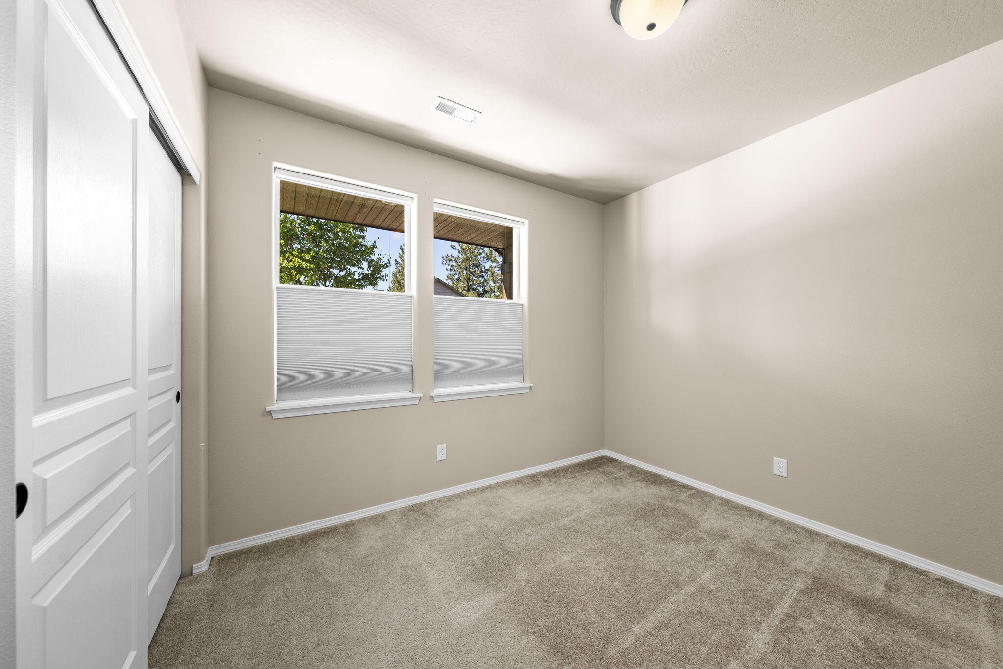 1624 W Williamson Avenue