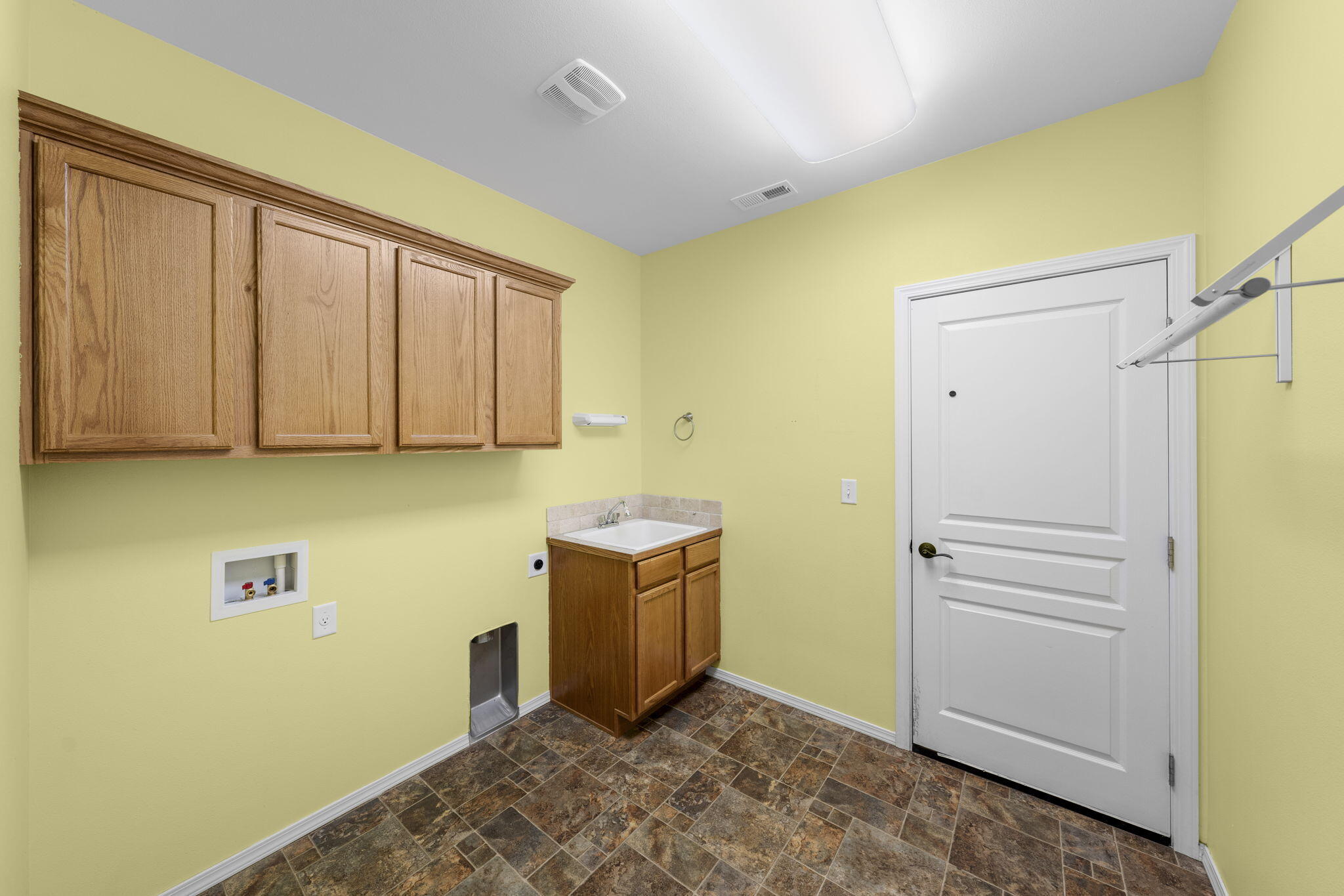 1624 W Williamson Avenue