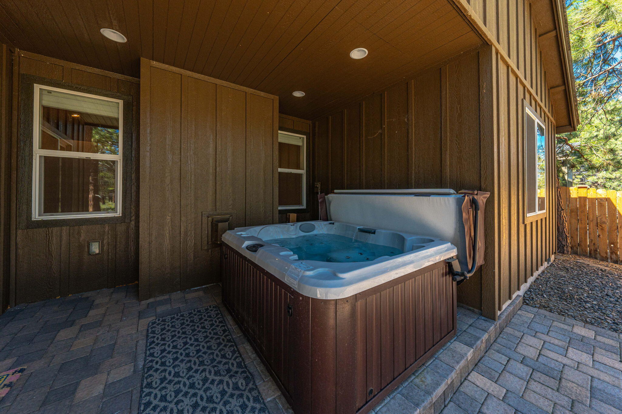 1624 W Williamson Avenue