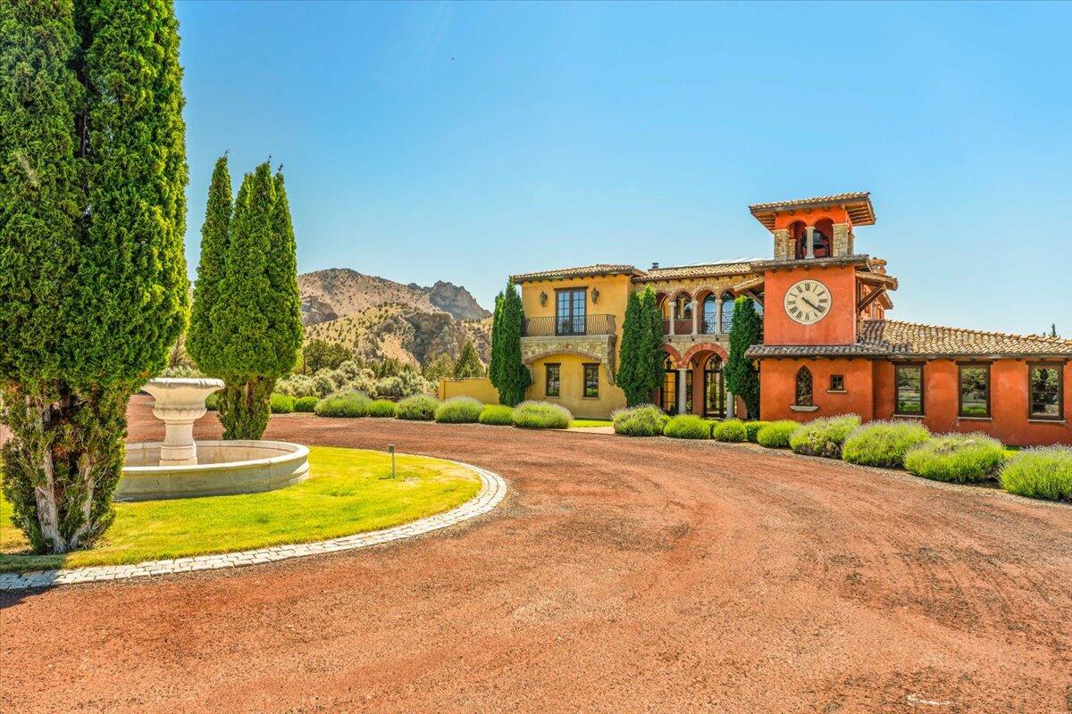 11300 NE Canyons Ranch Drive