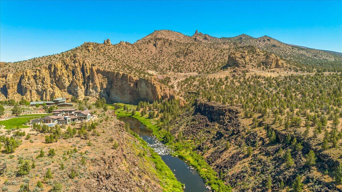 11300 NE Canyons Ranch Drive