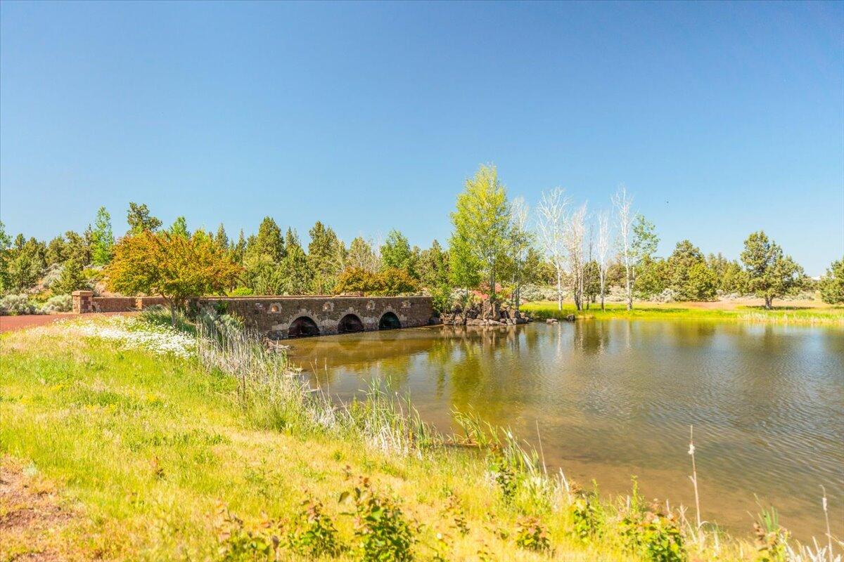 11300 NE Canyons Ranch Drive