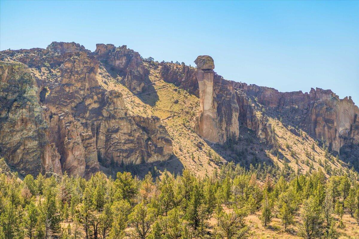 11300 NE Canyons Ranch Drive