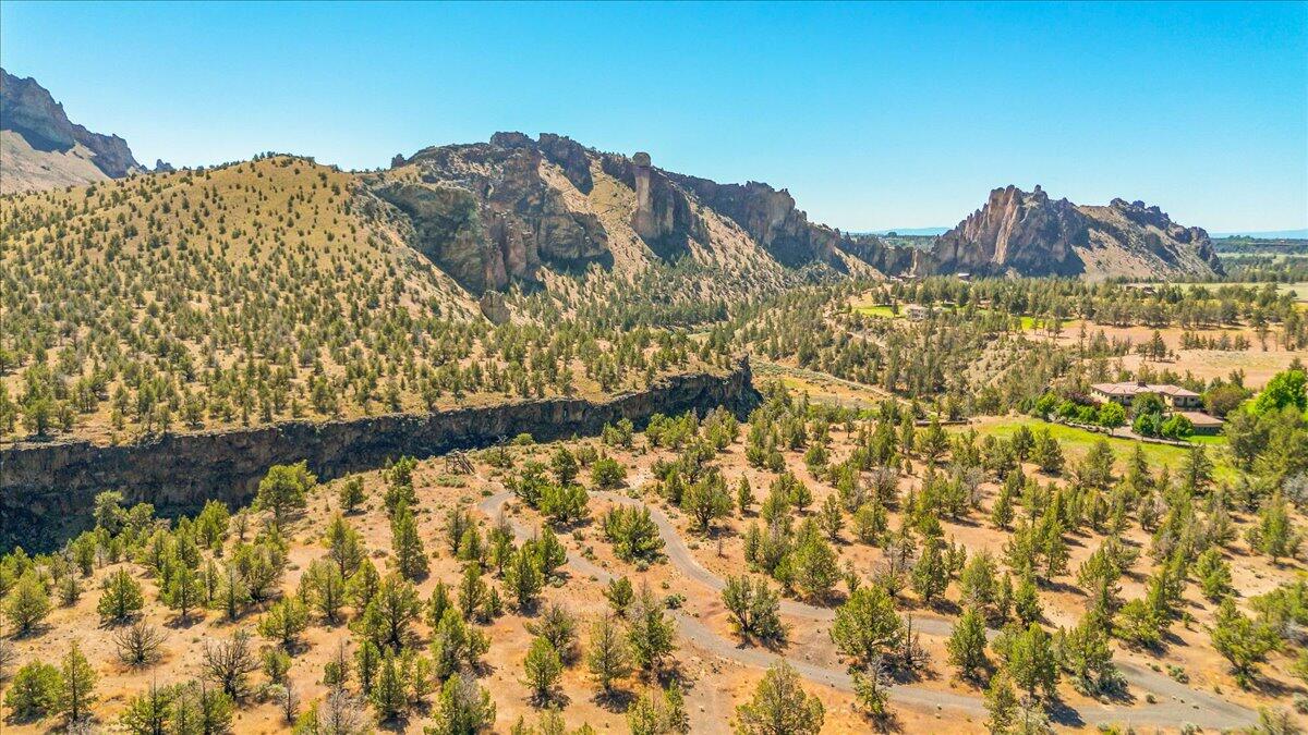 11300 NE Canyons Ranch Drive