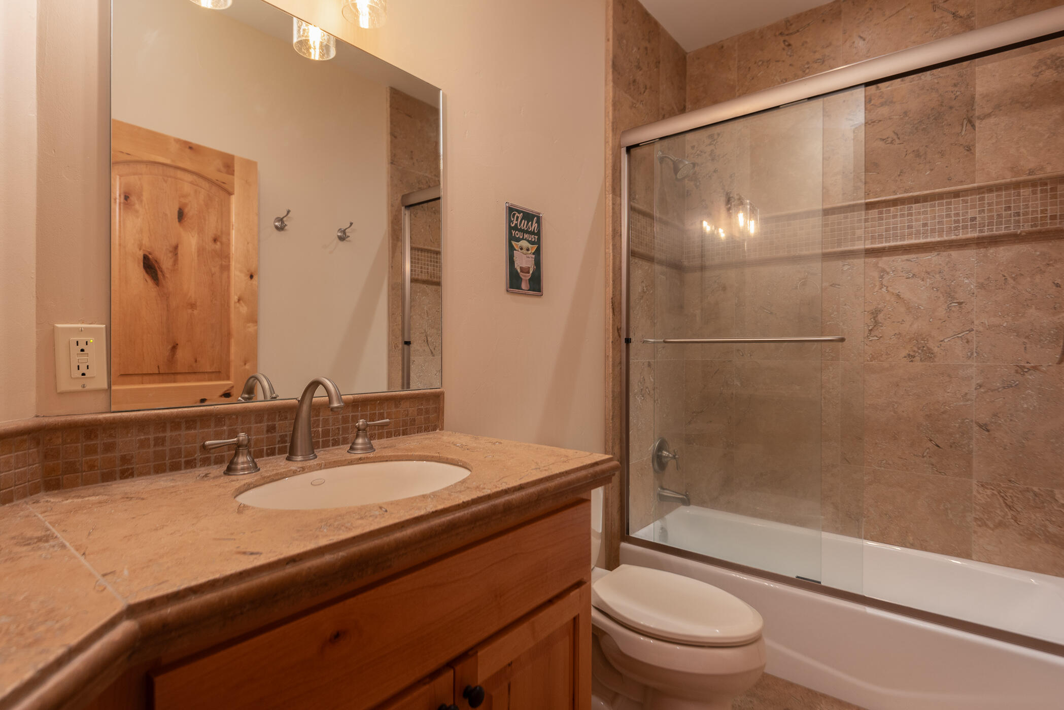 3409 NW Bryce Canyon Lane