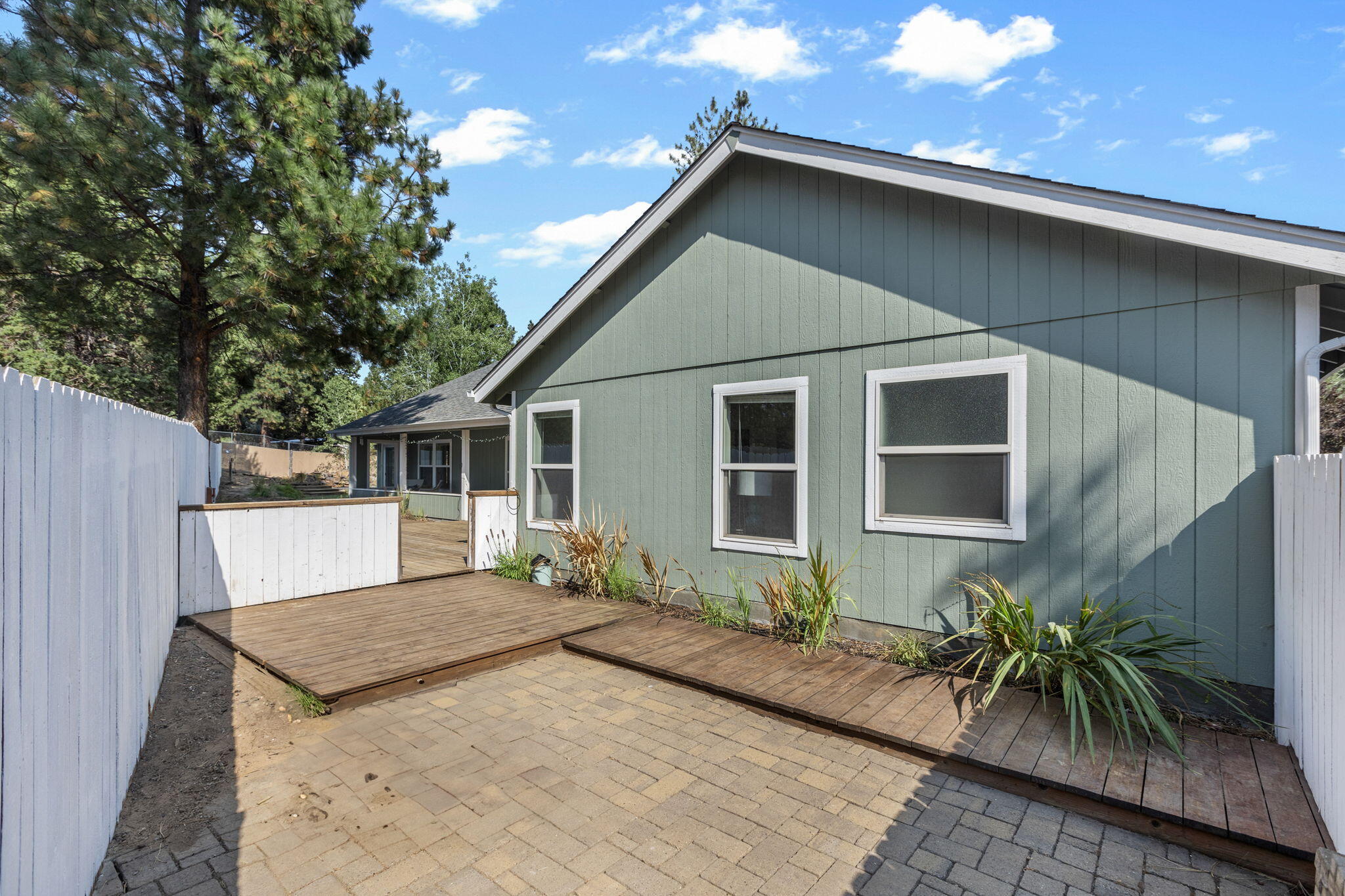19846 Ponderosa Street