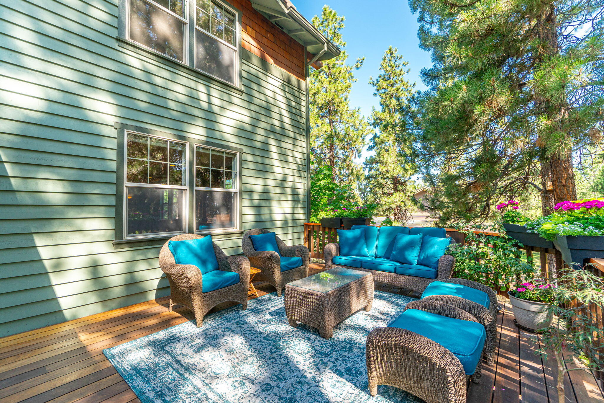 210 NW Skyliner Summit Loop