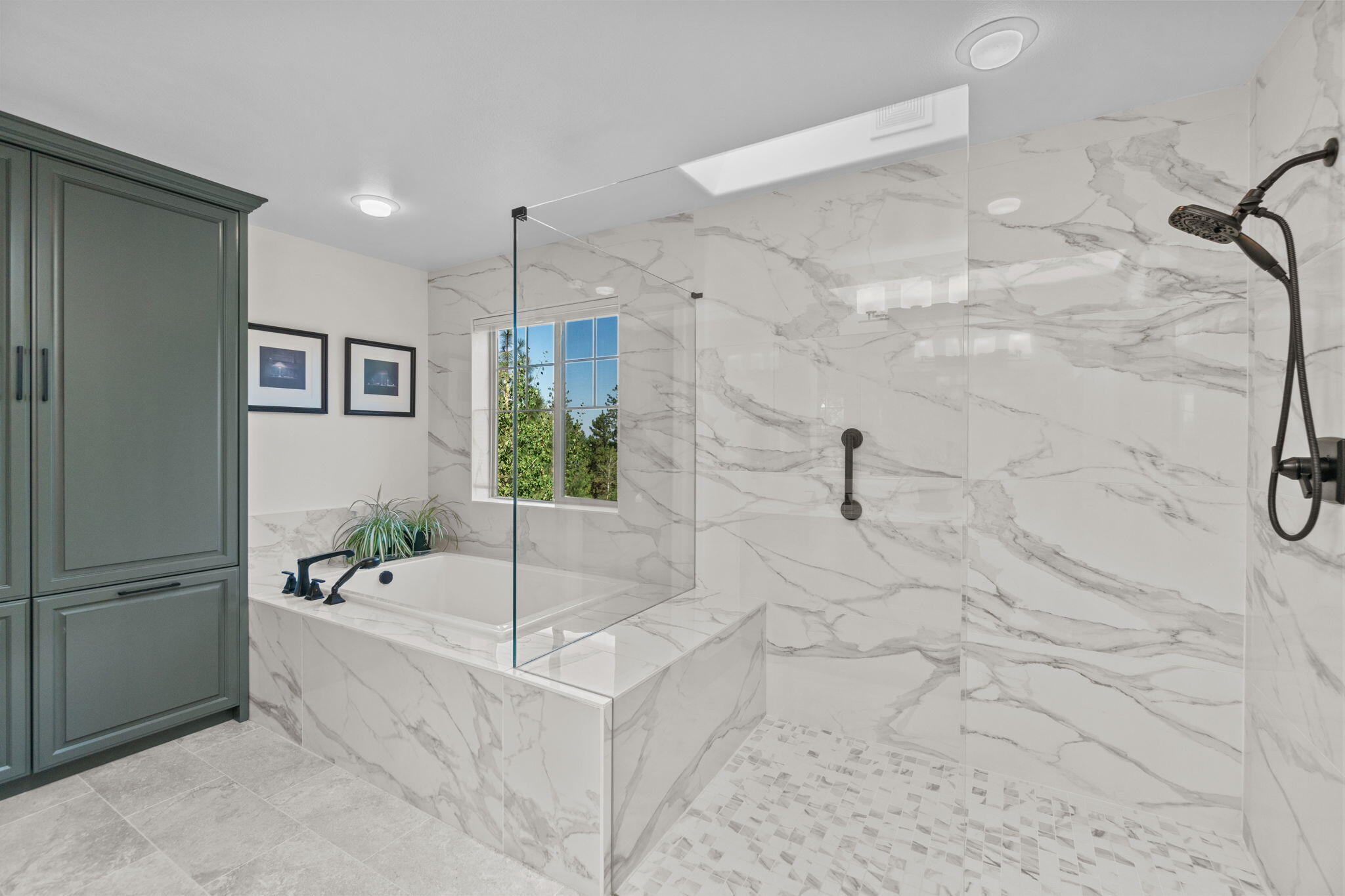 210 NW Skyliner Summit Loop
